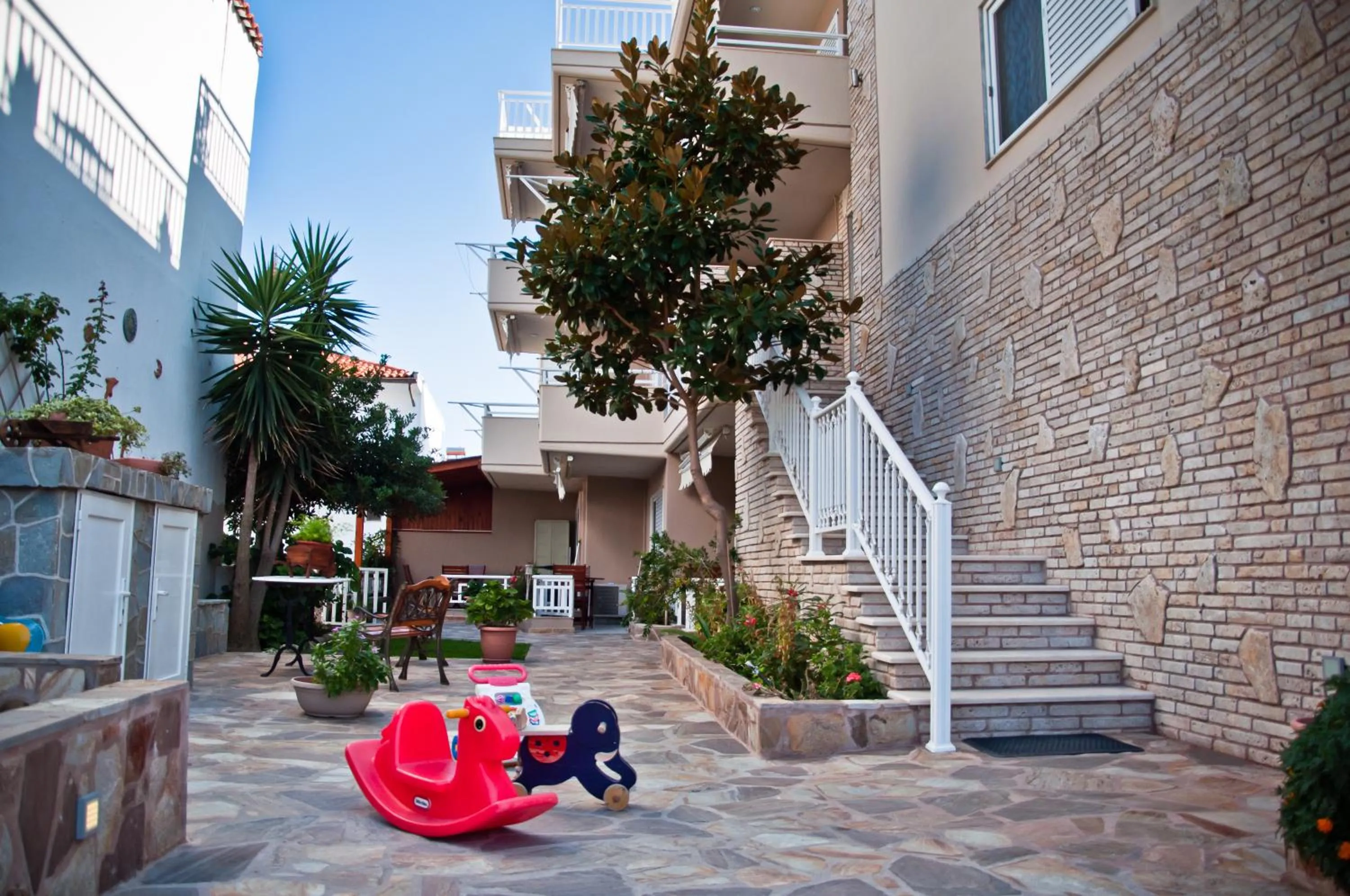 Garden in Hotel Agni On The Beach