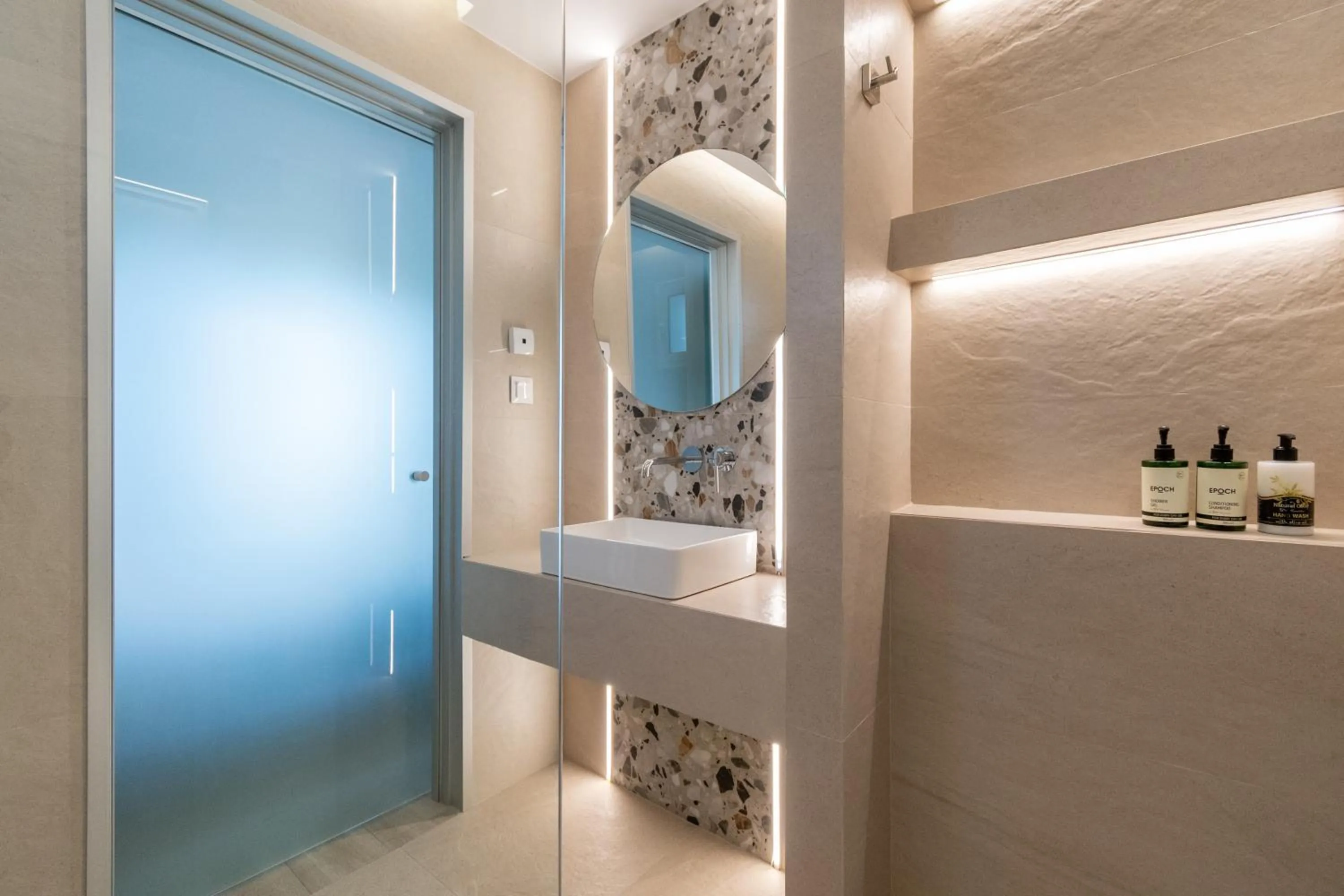 Shower in Hotel Agni On The Beach