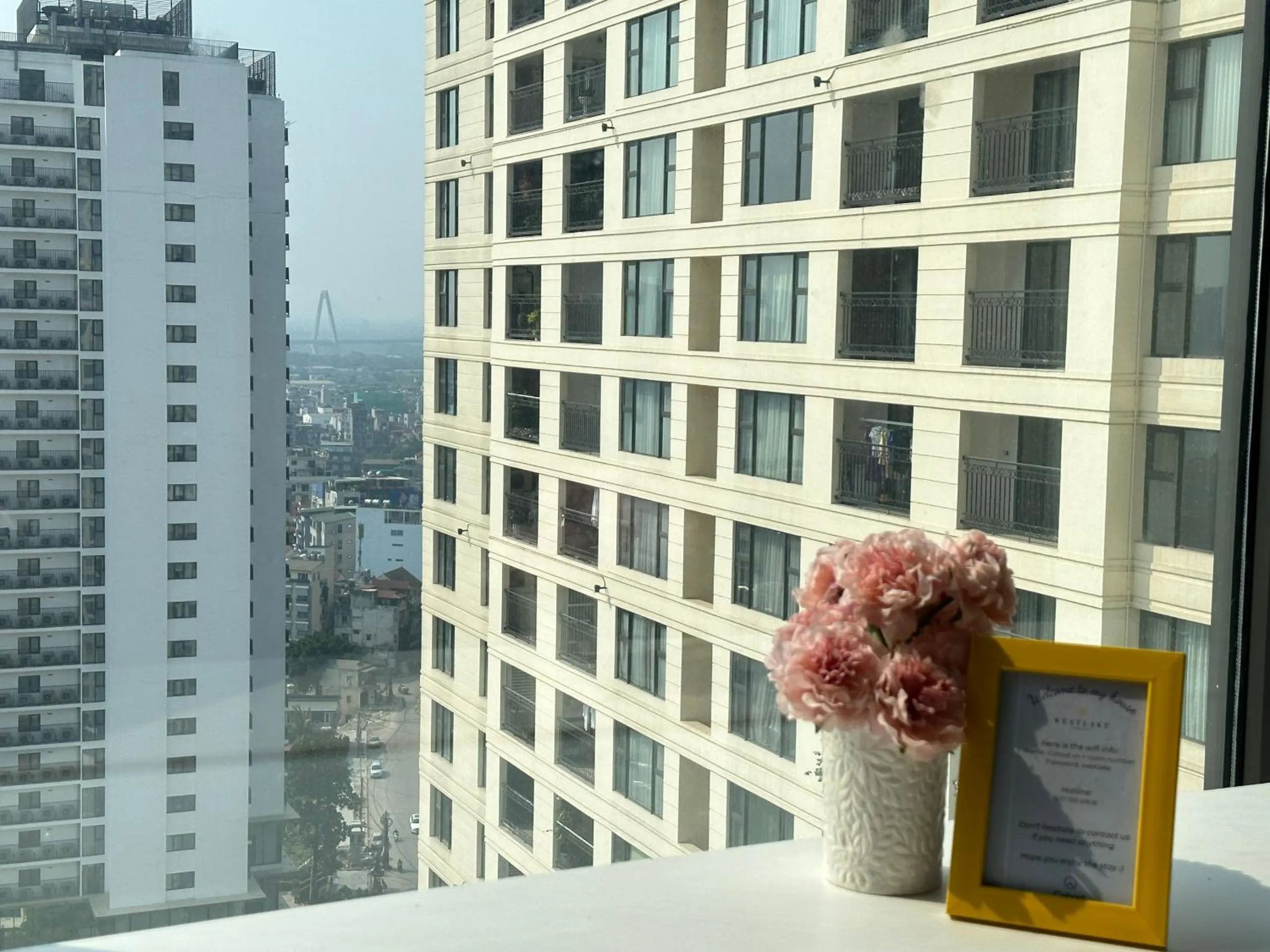 Hanoi Westlake Homestay in D'Le Roi Soleil Building