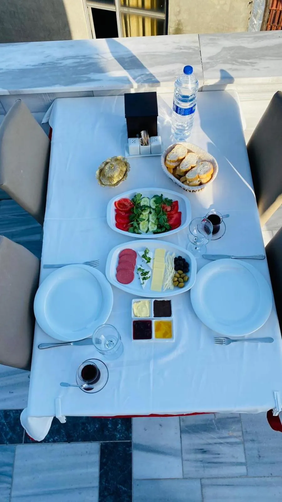 Breakfast in The First Ottoman Apartments