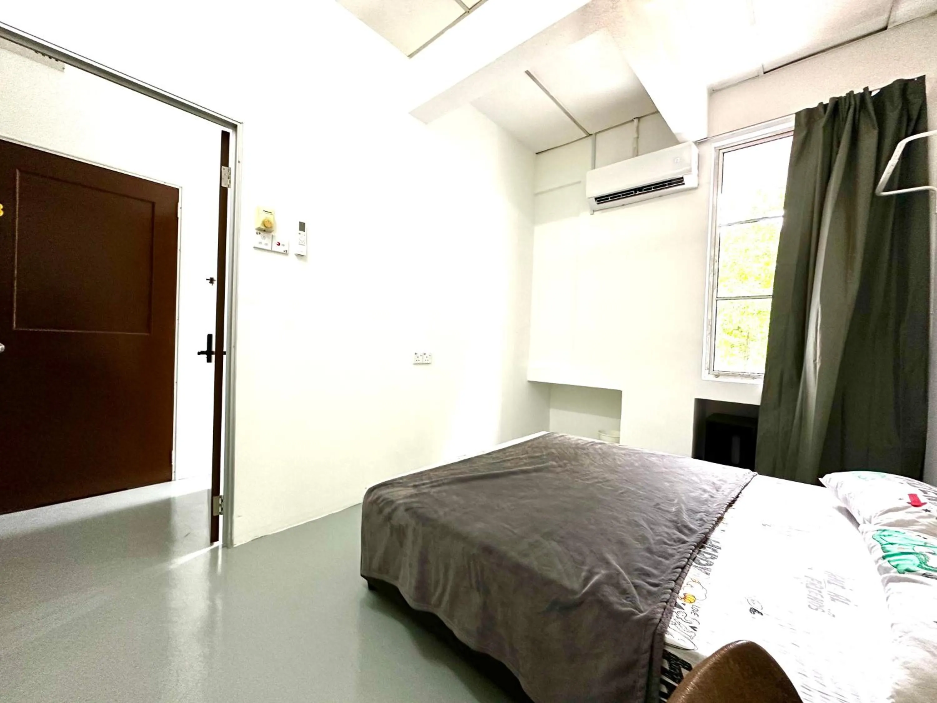 Bed in Jiaxin Dormitory-Setia Indah 家馨青年旅宿