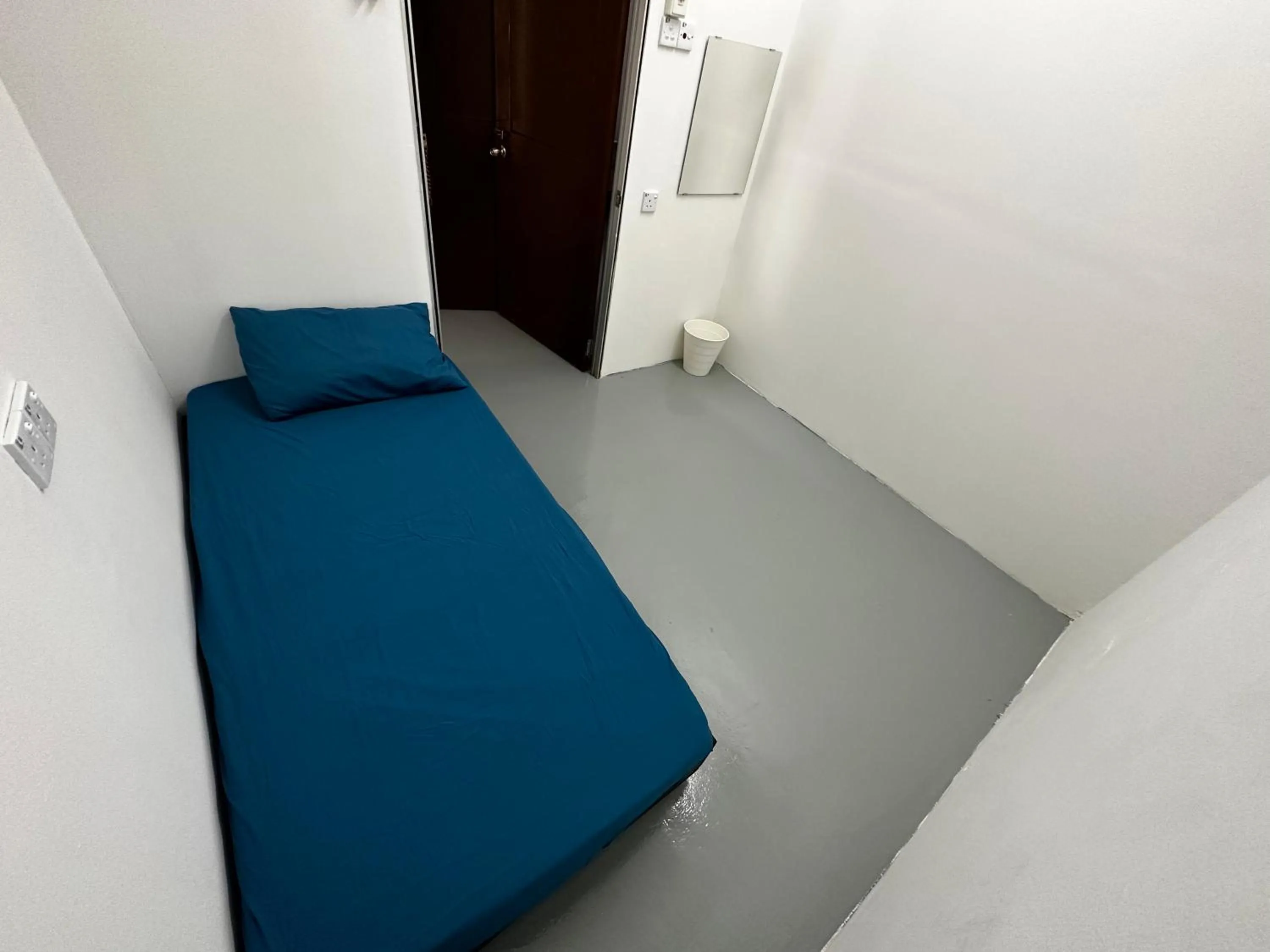 Bed in Jiaxin Dormitory-Setia Indah 家馨青年旅宿