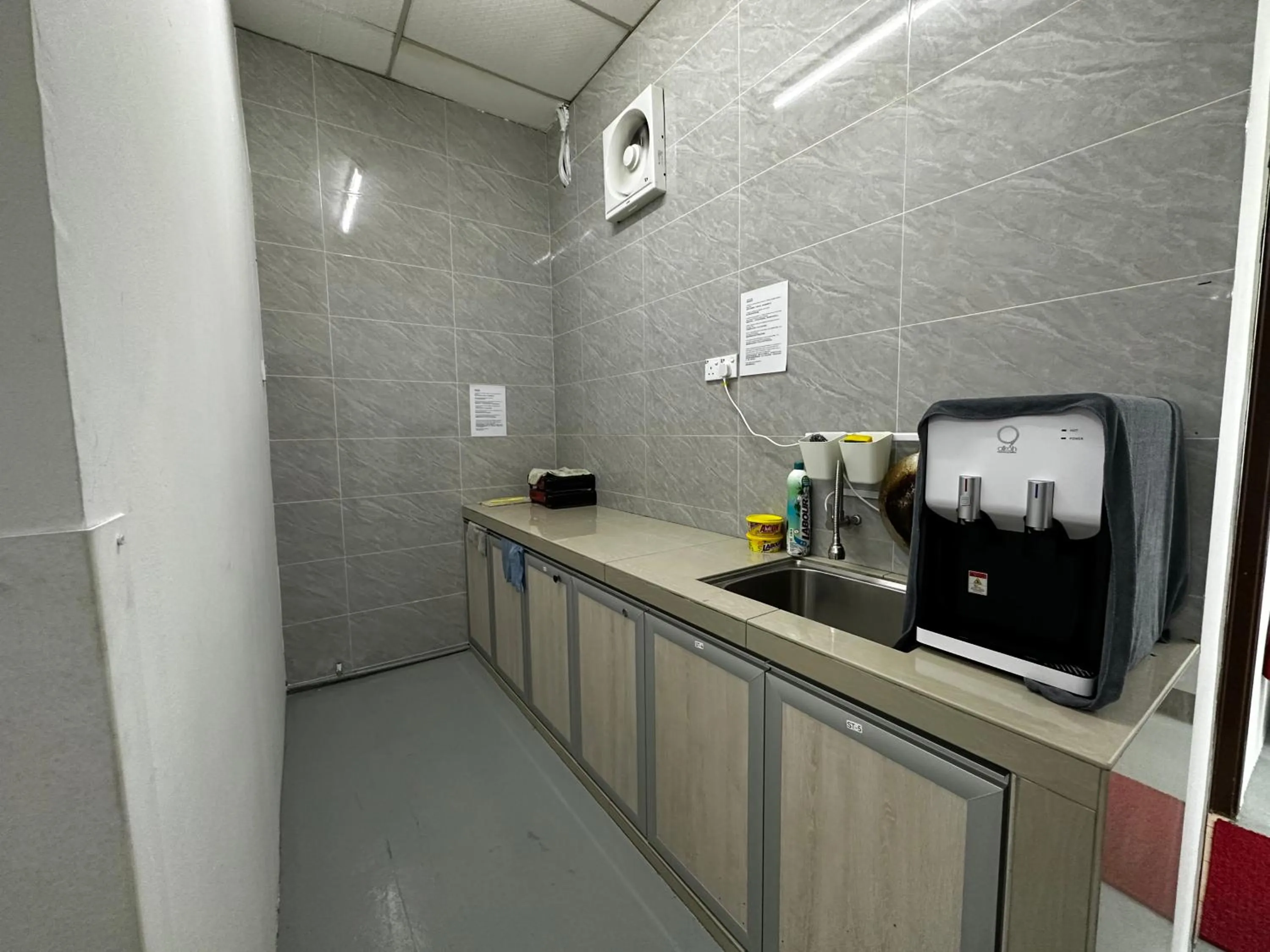 Jiaxin Dormitory-Setia Indah 家馨青年旅宿