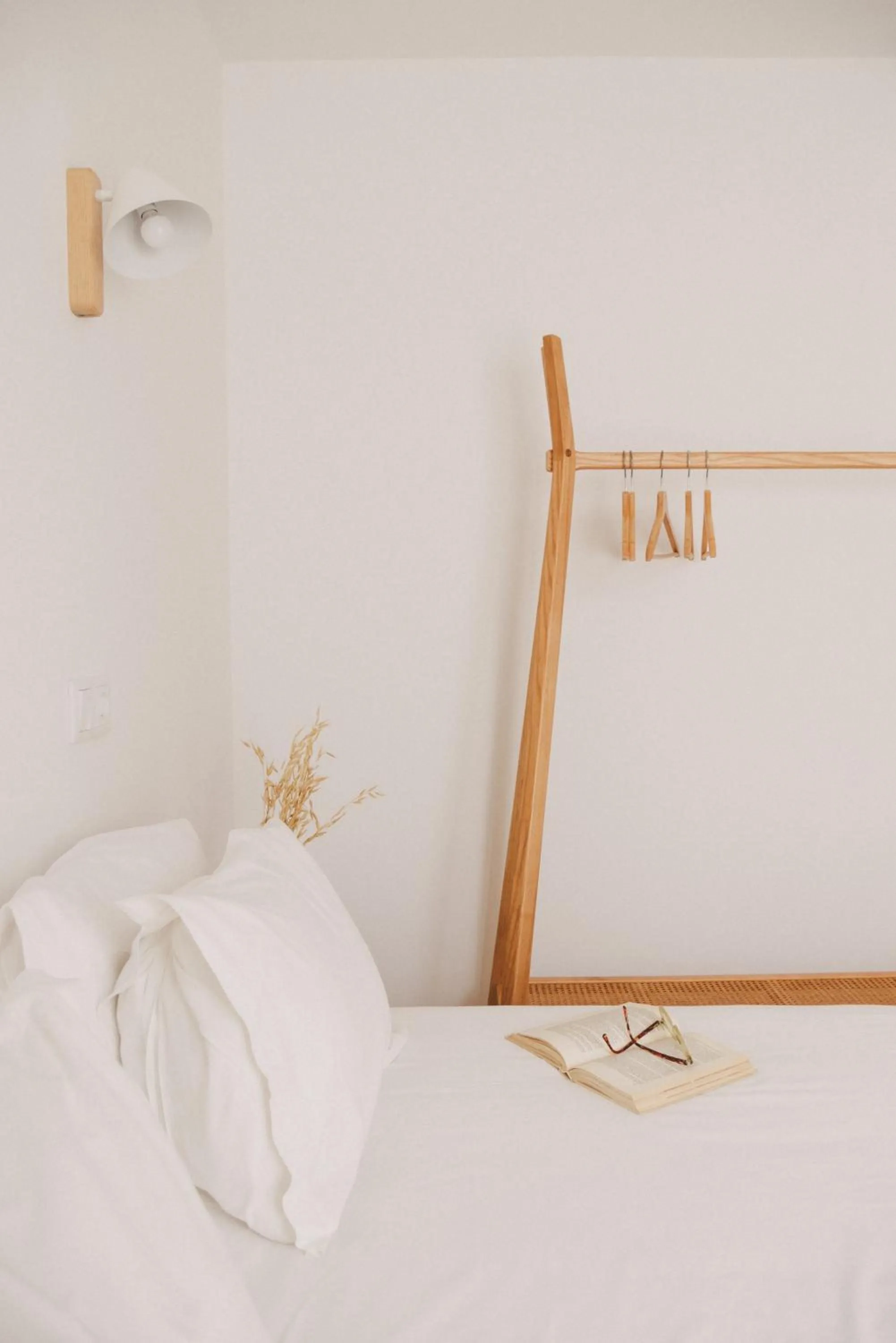 Bed in Pure Flor de Esteva