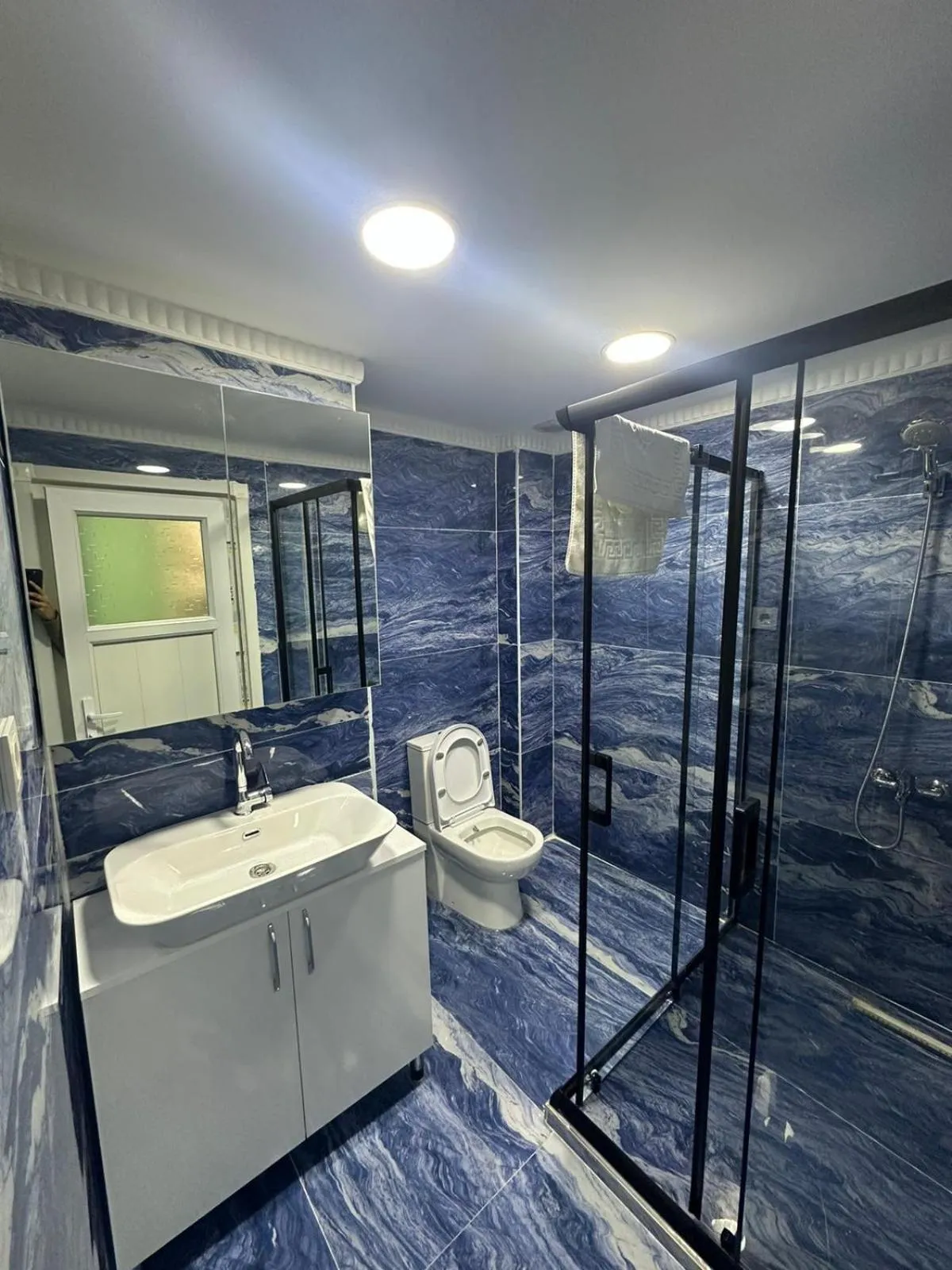 Shower in Peker Hotel