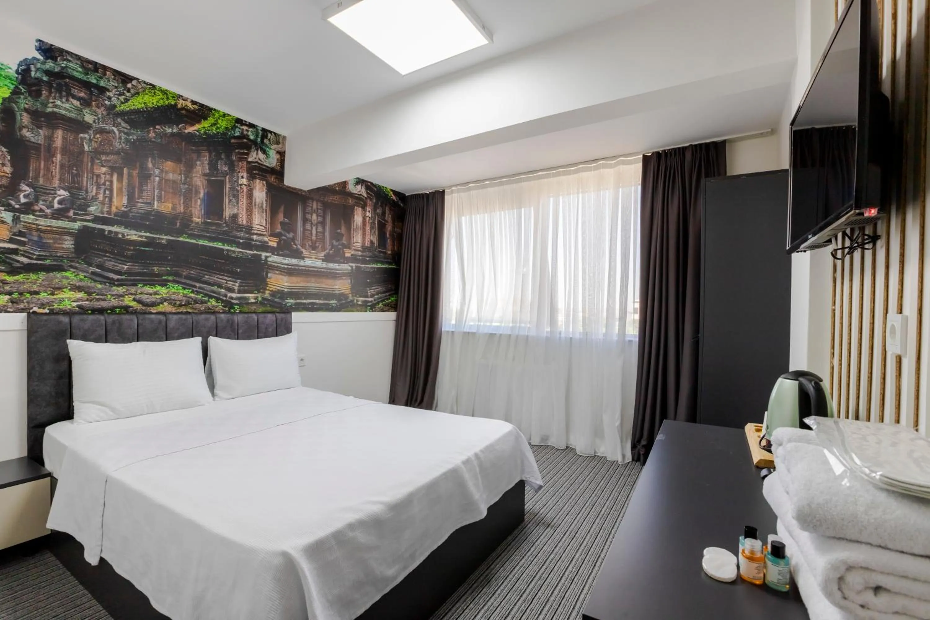 Photo of the whole room in ACAR AIRPORT +PLUS