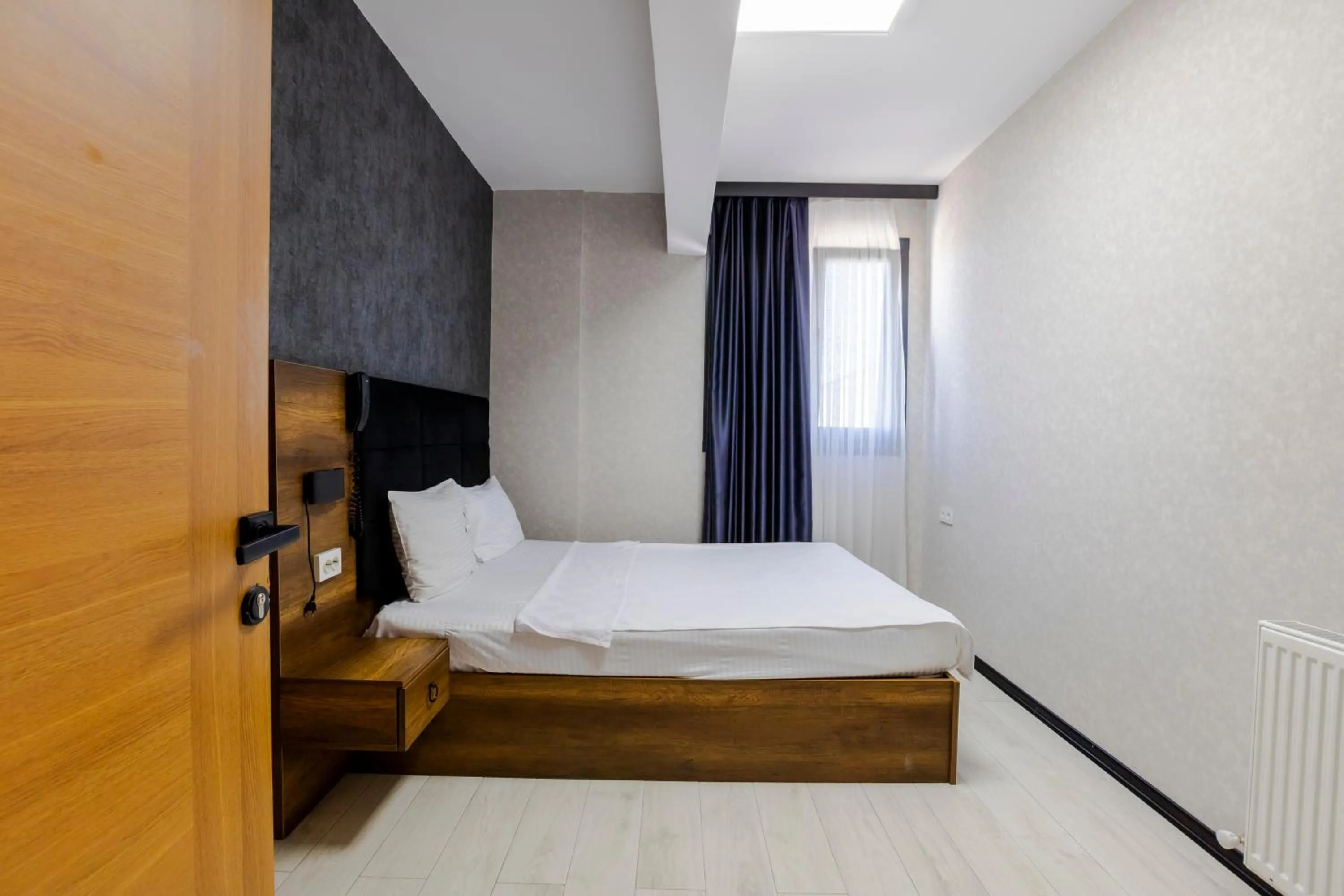 Bed in ACAR AIRPORT +PLUS