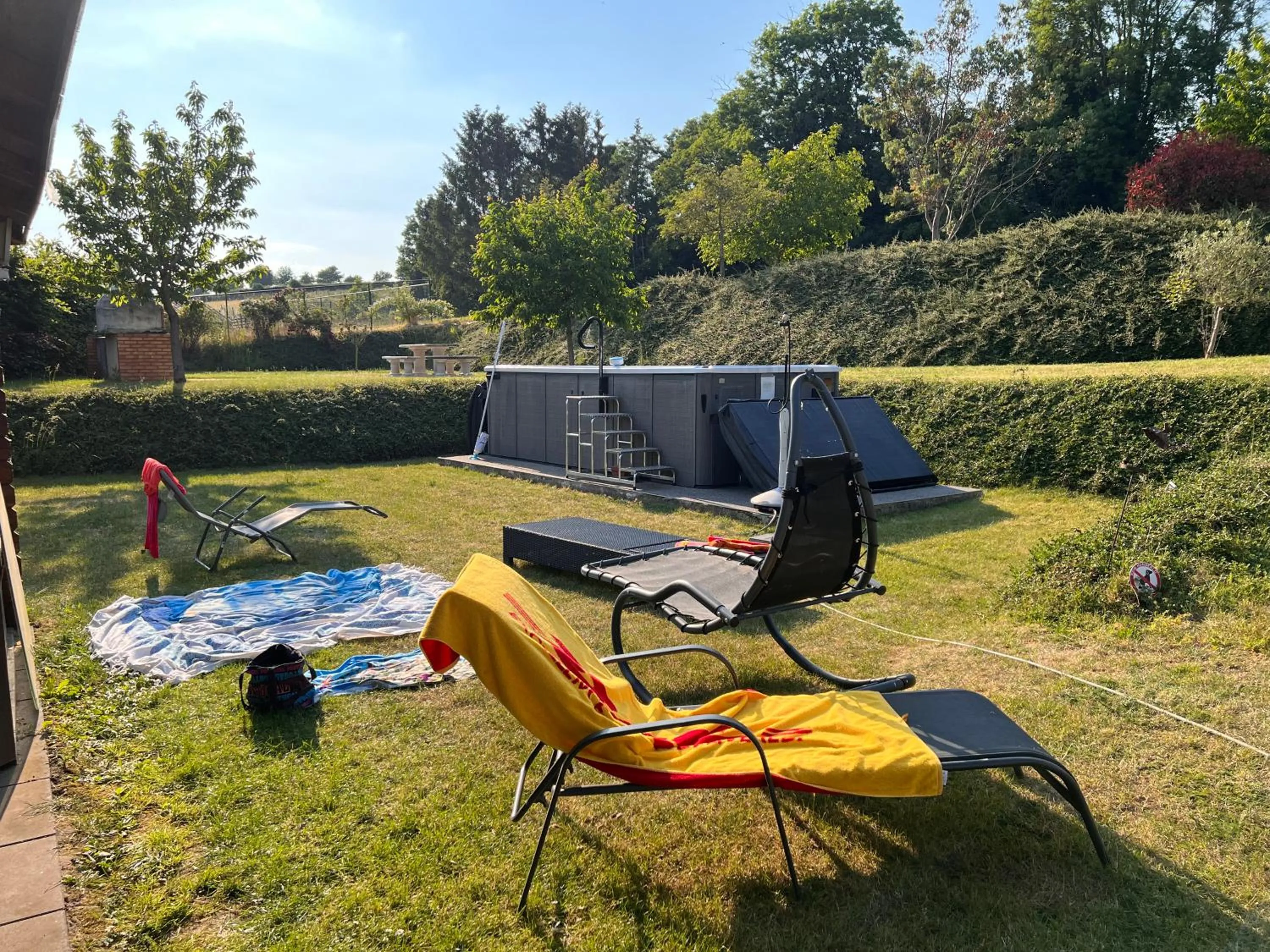 Swimming pool in B&B AntiQua & Qook