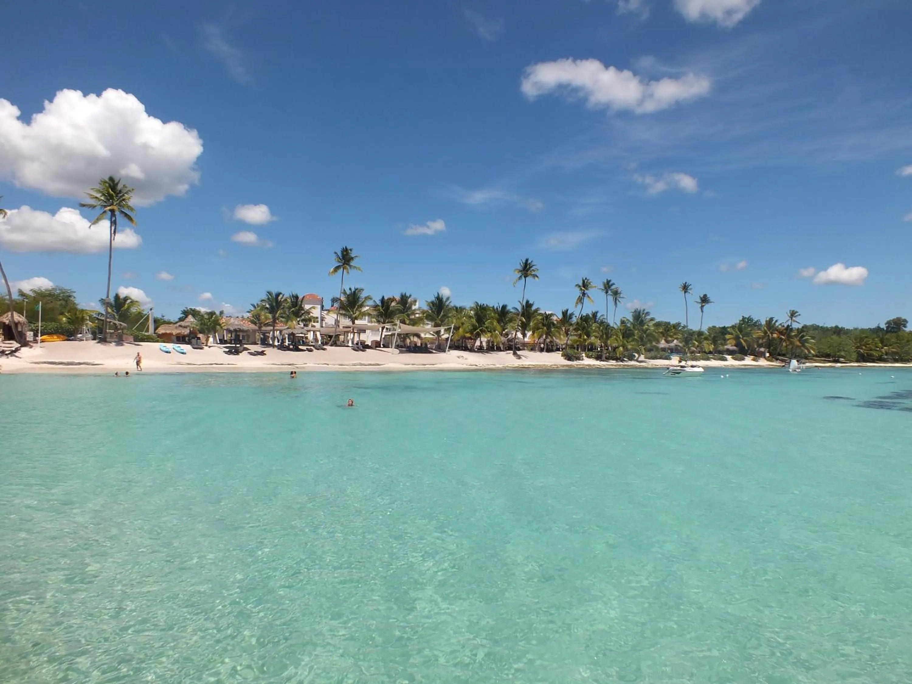 Natural landscape in Appartamenti in Cadaques Caribe