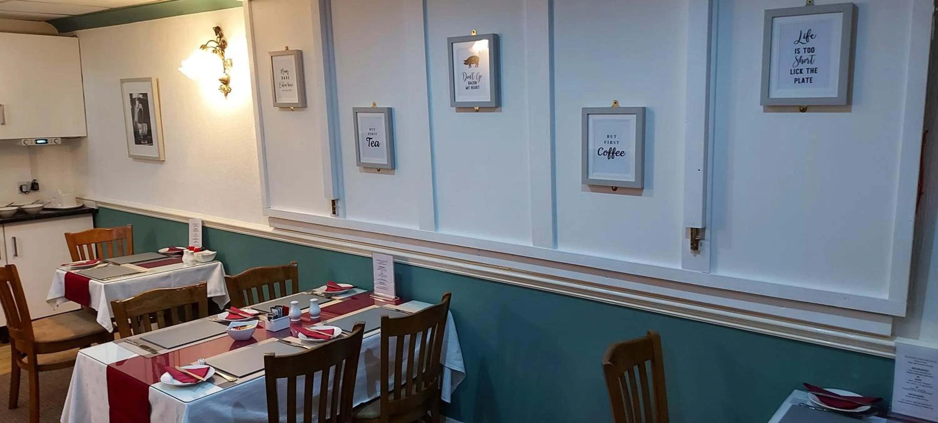 Dining area in Blackpool Lodge