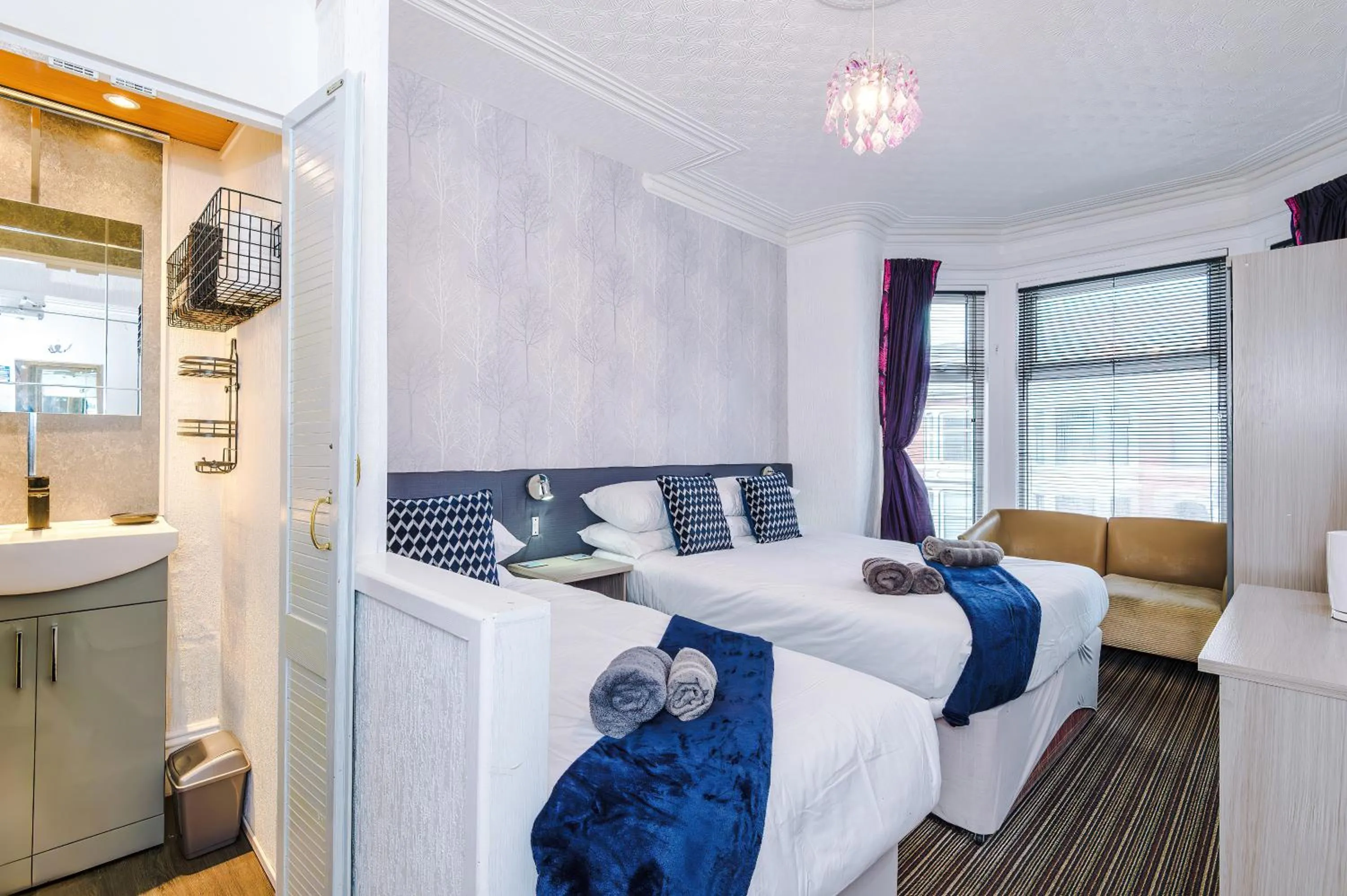 Other, Bed in Blackpool Lodge