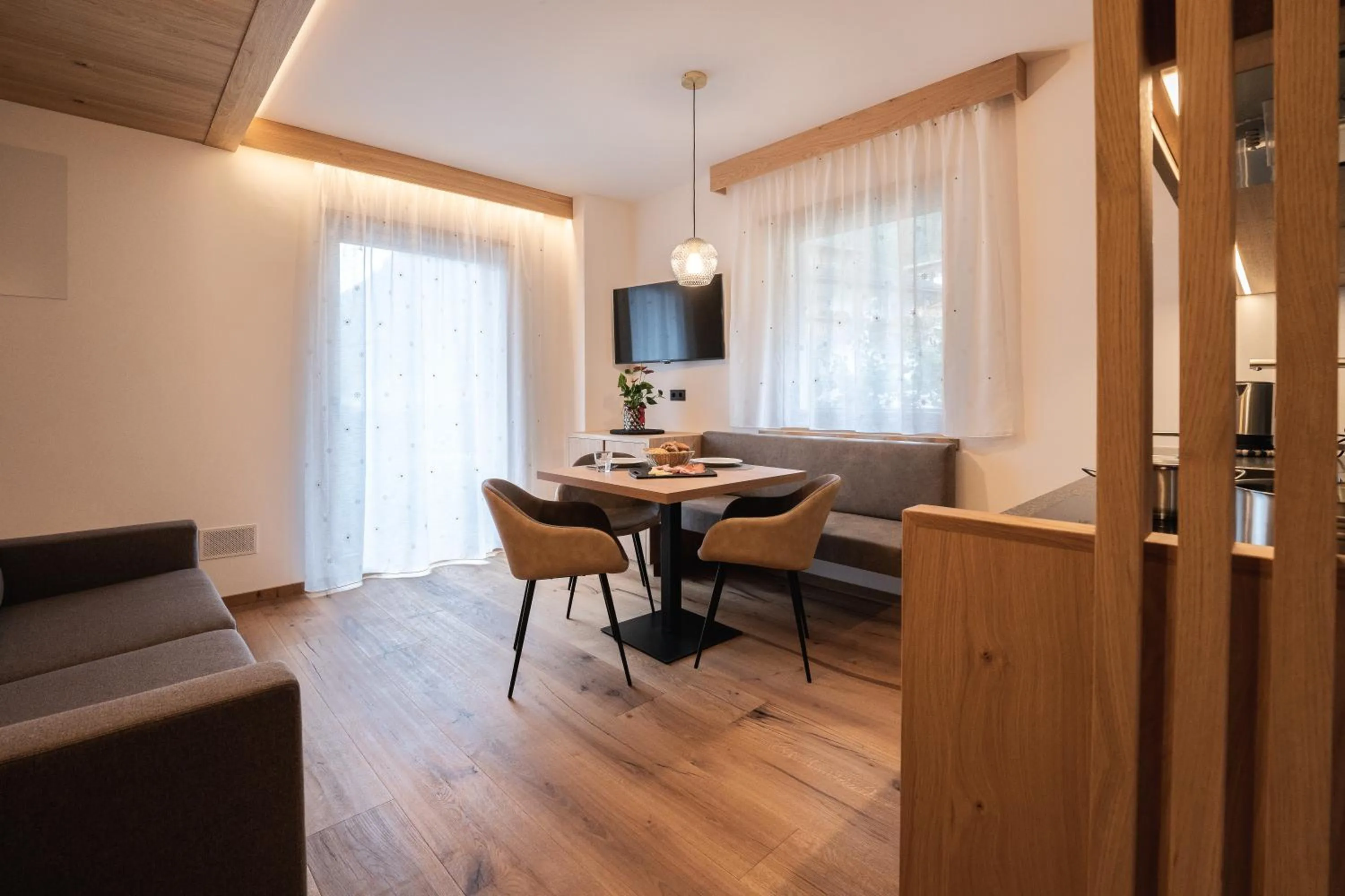 TV and multimedia in Aparthotel Zum Schlössl