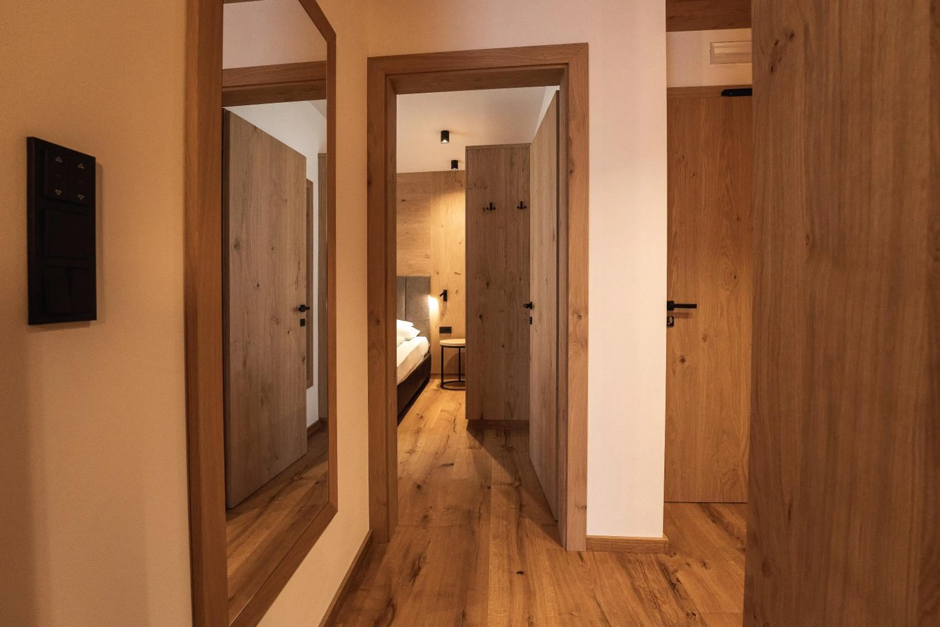 wardrobe in Aparthotel Zum Schlössl