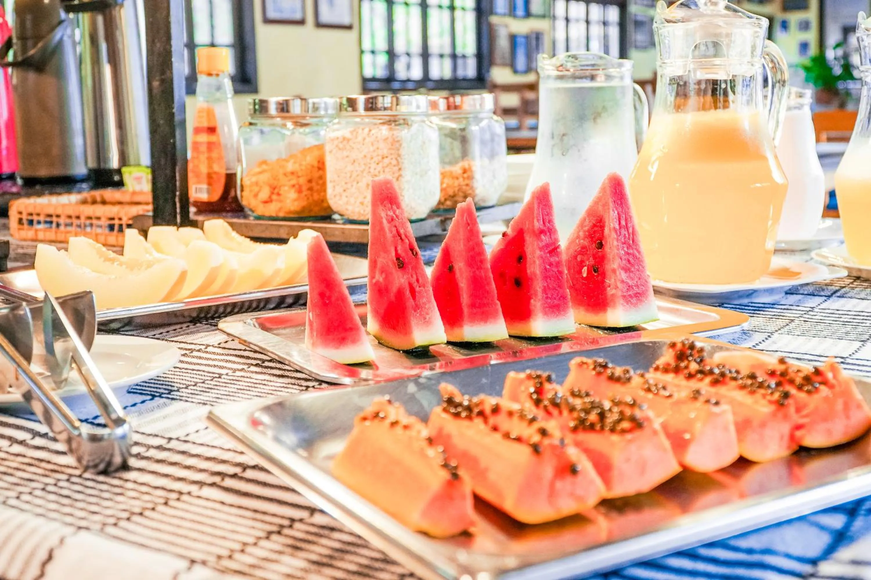 Breakfast in VELINN Pousada Cesar