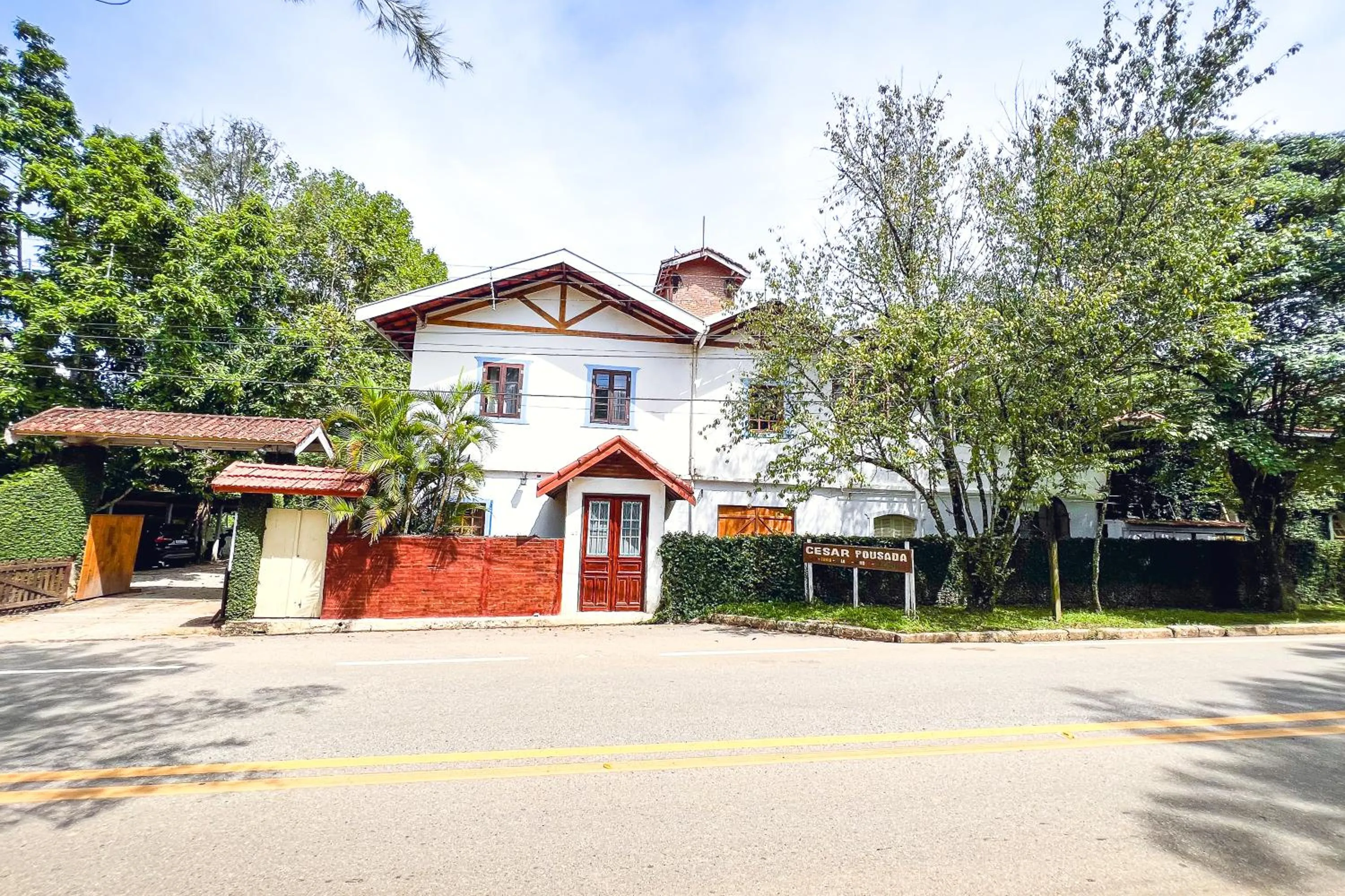 Property building in VELINN Pousada Cesar