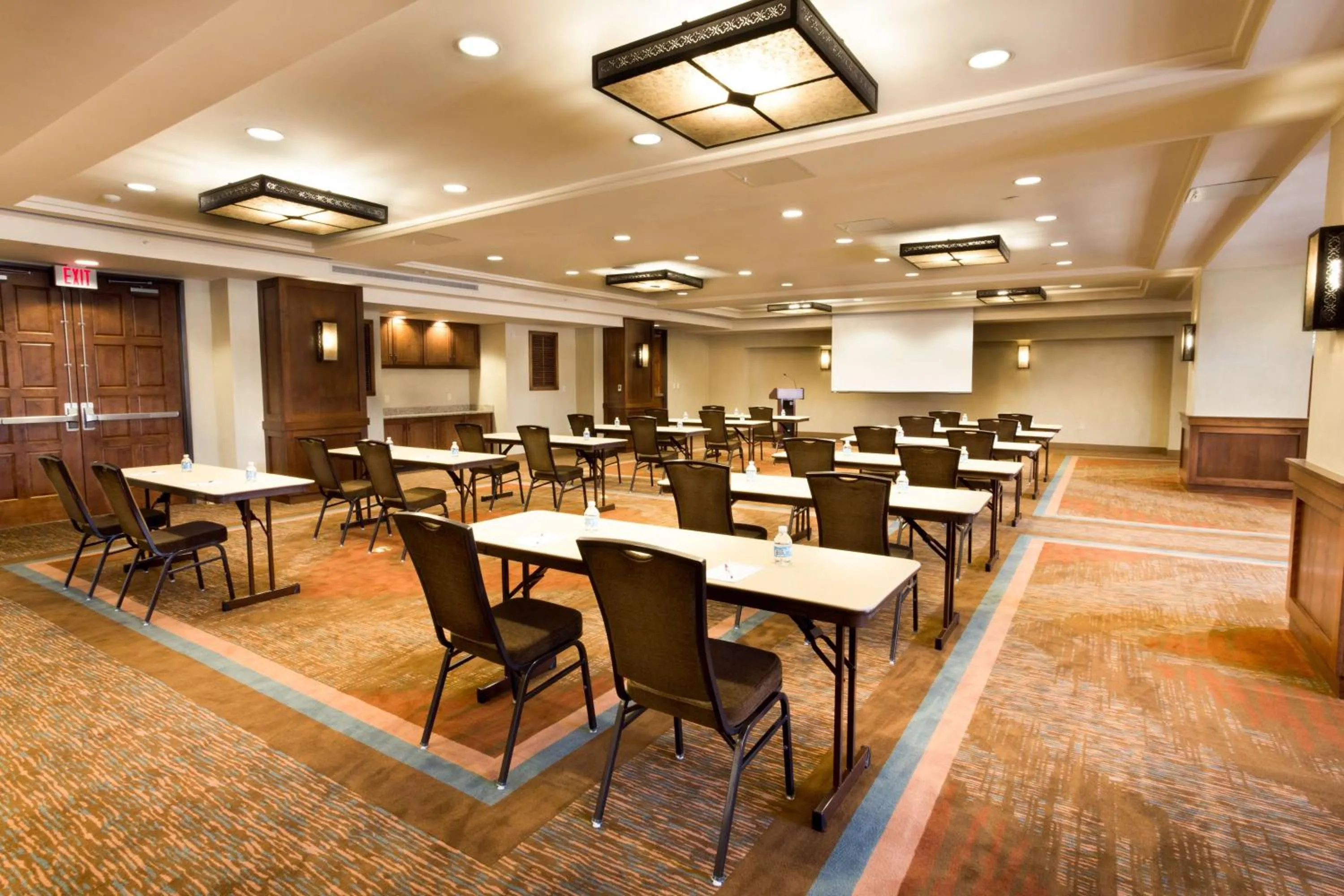 Meeting/conference room in Drury Plaza Hotel in Santa Fe