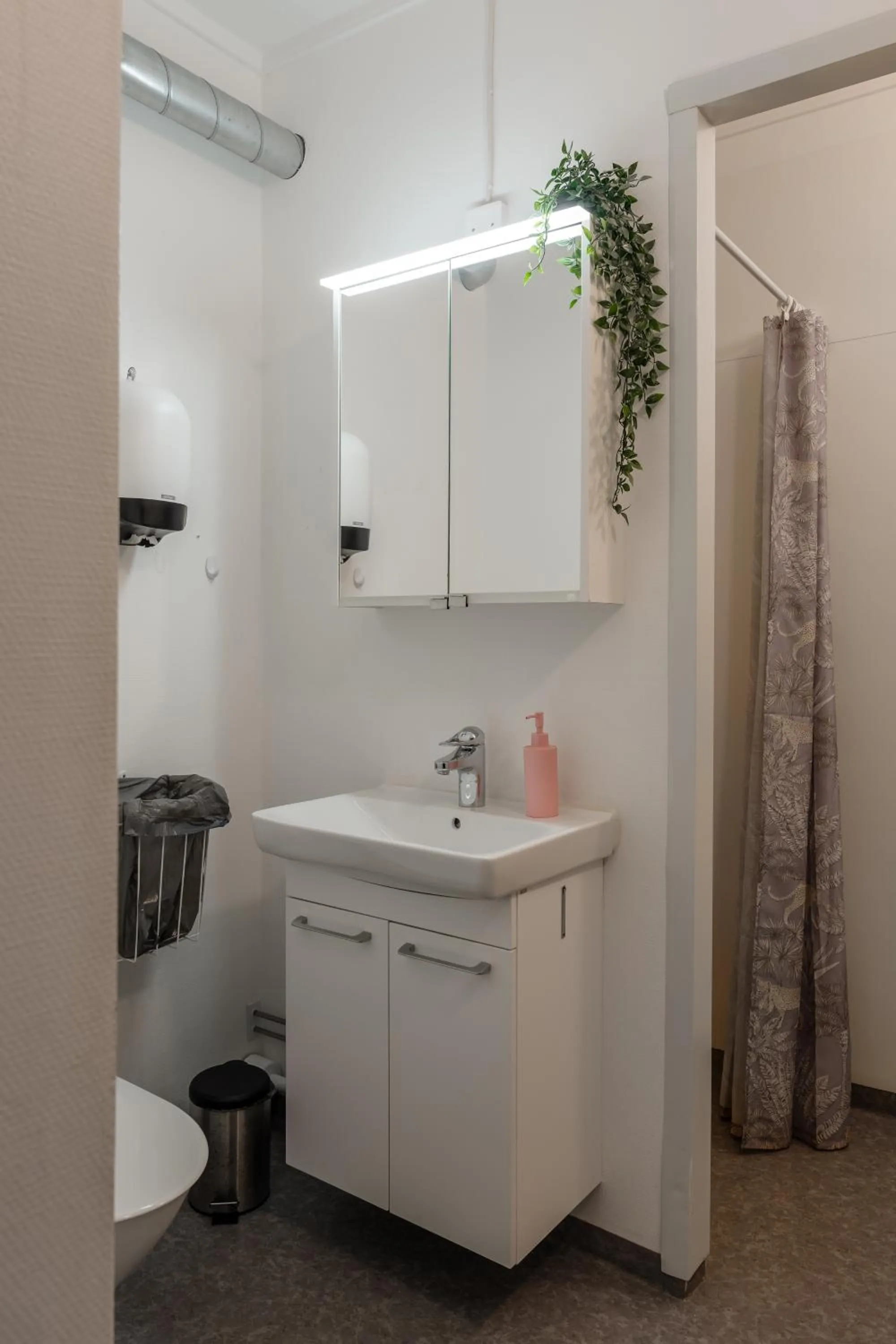 Bathroom in Saxvikens vandrarhem