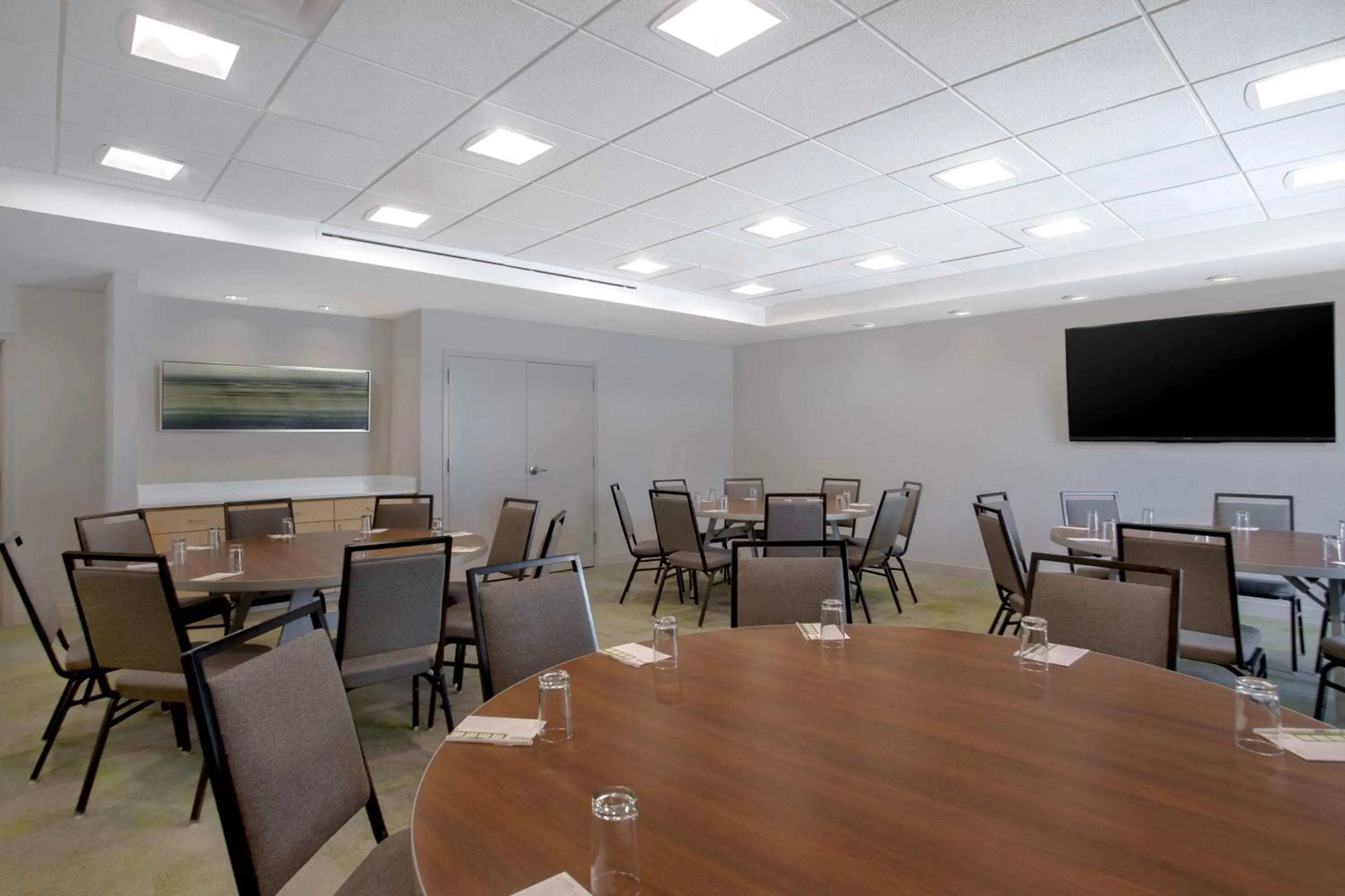 Meeting/conference room in Home2 Suites By Hilton Omaha West