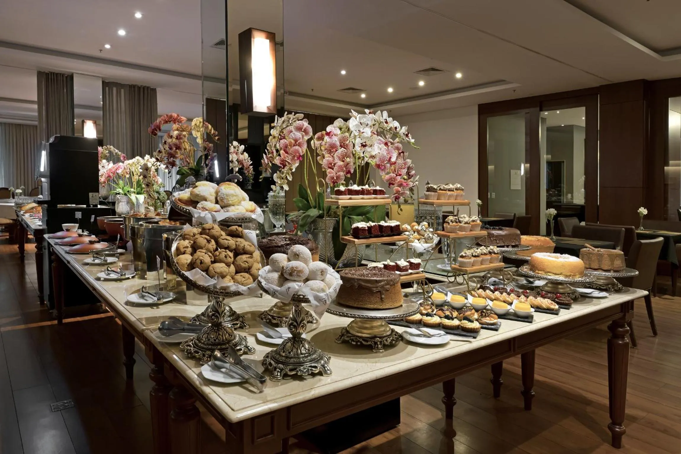 Restaurant/places to eat in Hotel Mont Blanc Premium