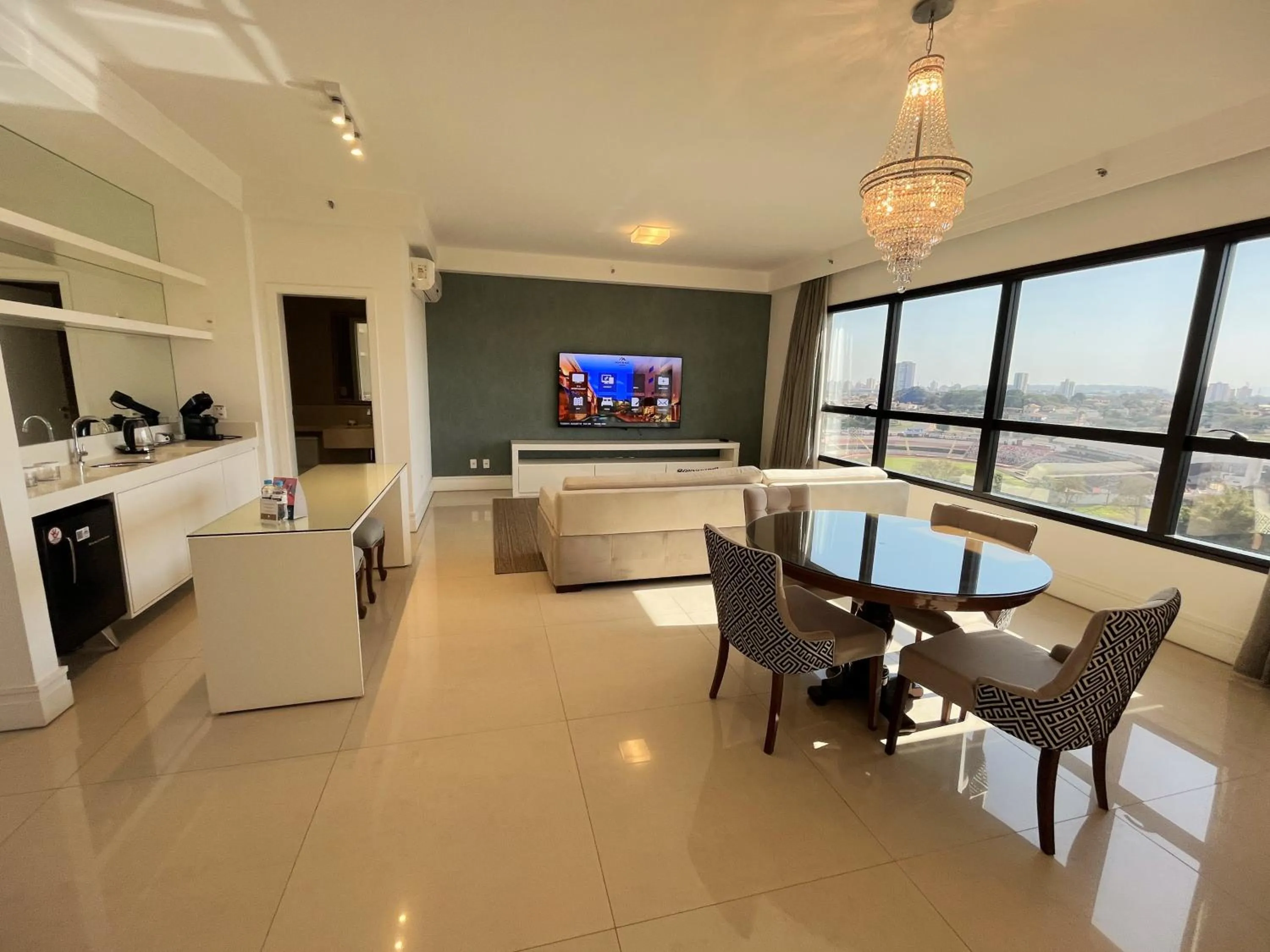 TV and multimedia in Hotel Mont Blanc Premium