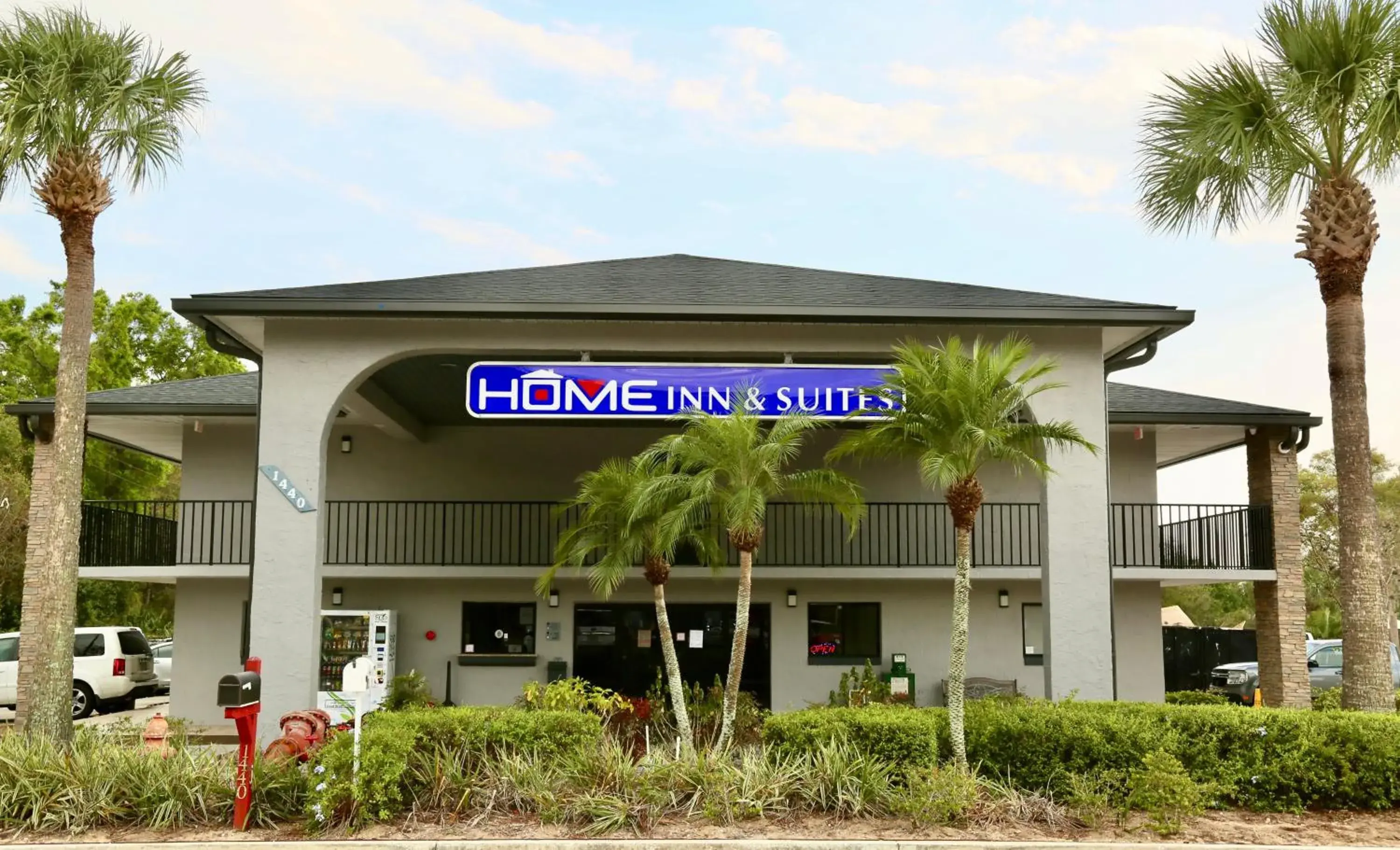 Home Inn & Suites Home Inn & Suites