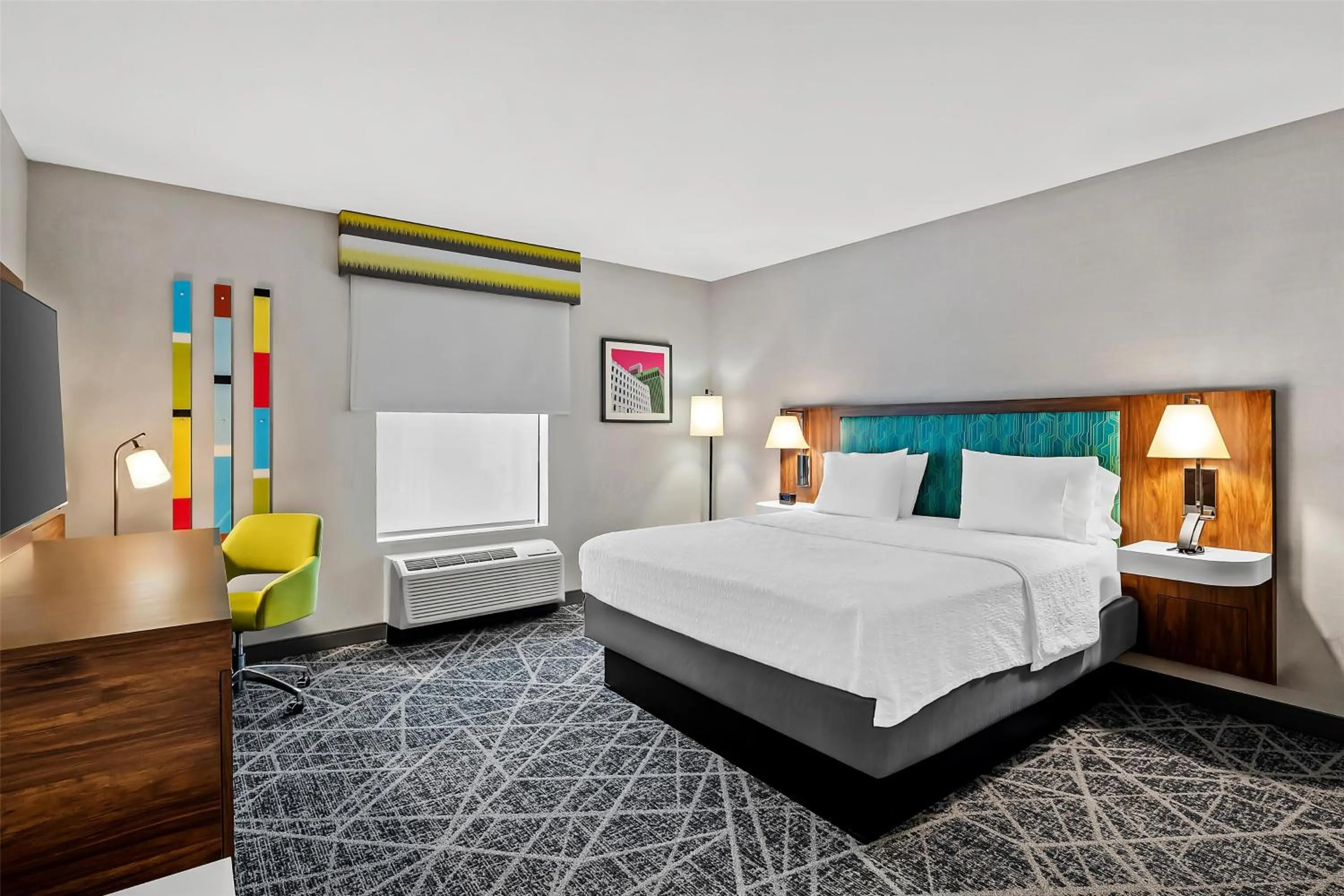 Bed in Hampton Inn Omaha/West Dodge Road, Old Mill