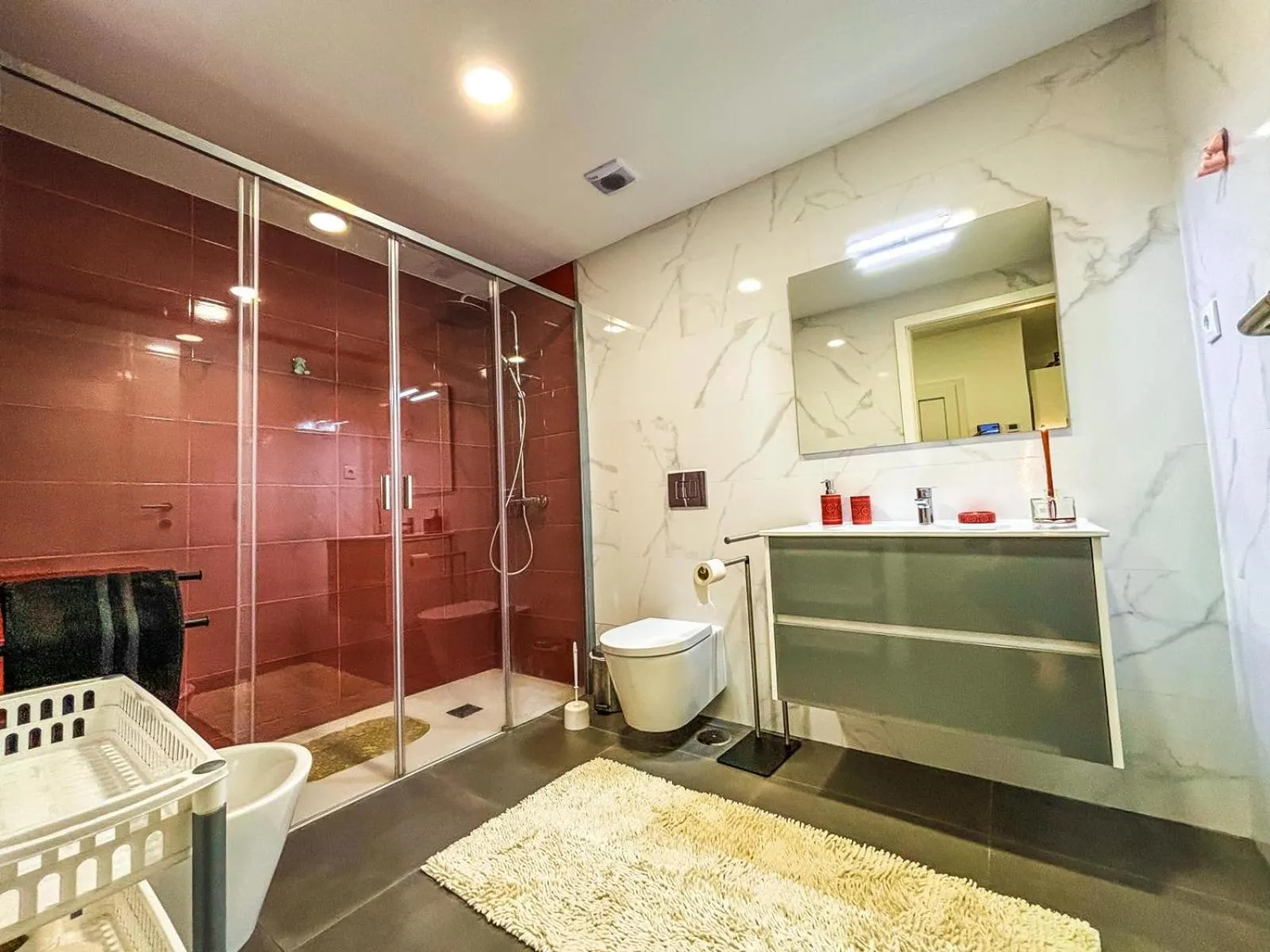 Bragança Holiday Home new apartment with 2 bedrooms private parking