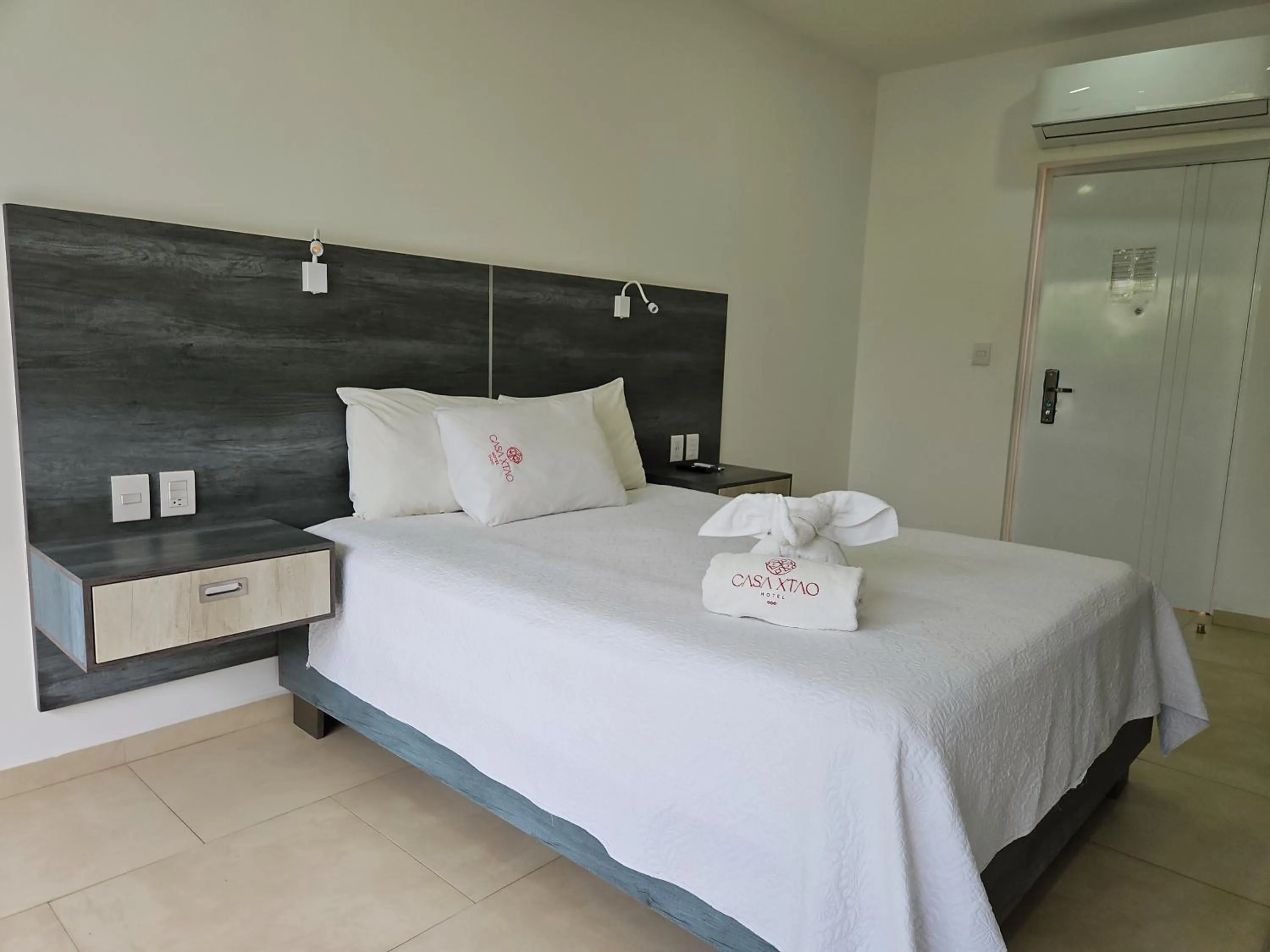 Bed in Casa Xtao Hotel