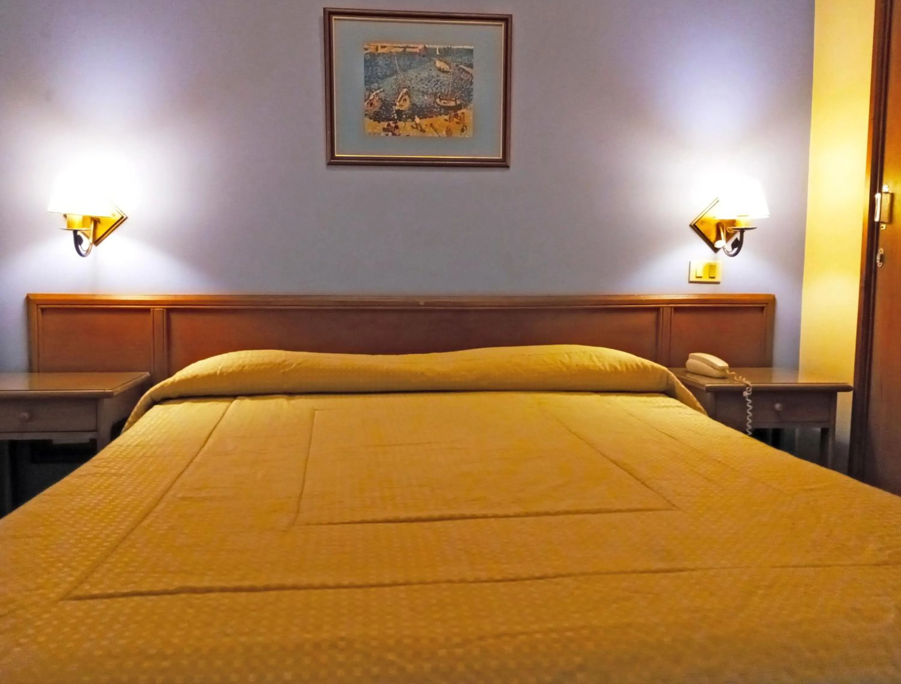 Bed in Hotel Bristol Asuncion