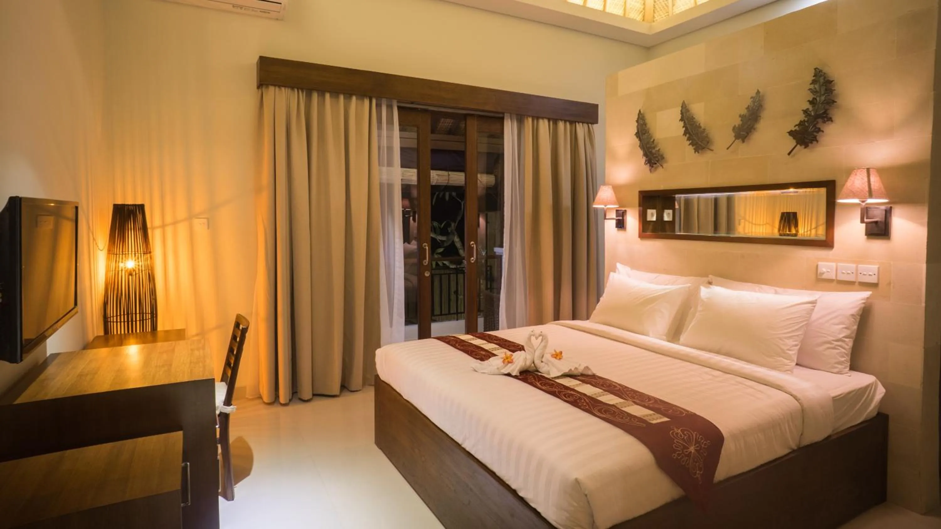 Bed in The Kumpi Villas