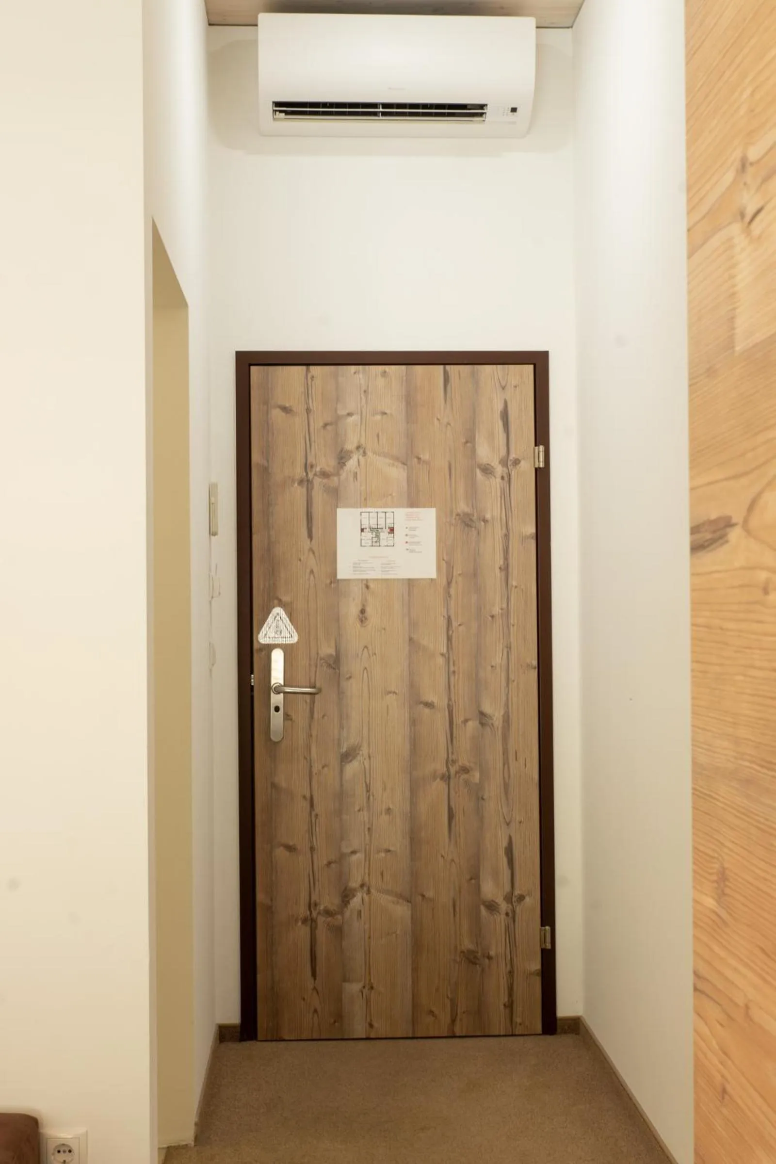 air conditioner in Motel Engel - self checkin