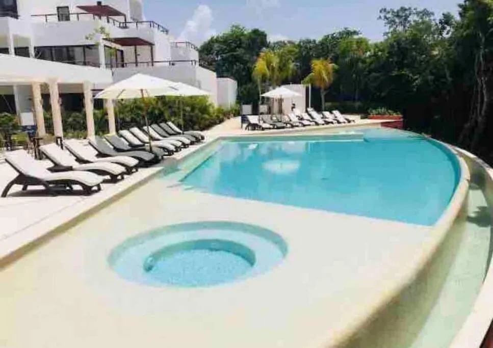 Luxury Apartment with M Benz and & Driver Included