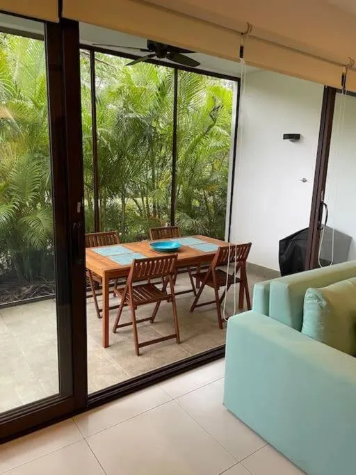 Garden in Luxury Apartment with M Benz and & Driver Included