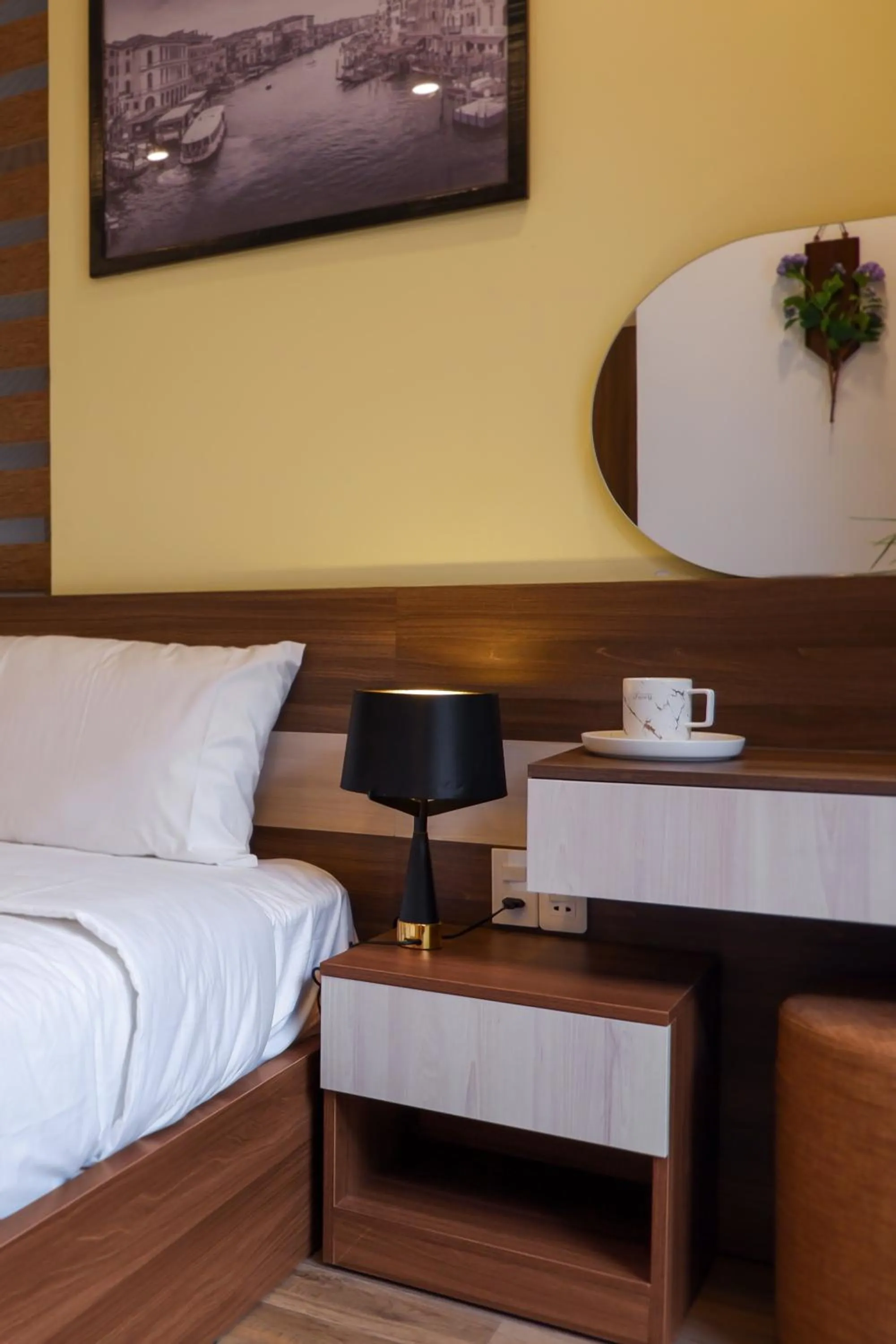 hair dresser, Bed in Nguyên Hương Hotel