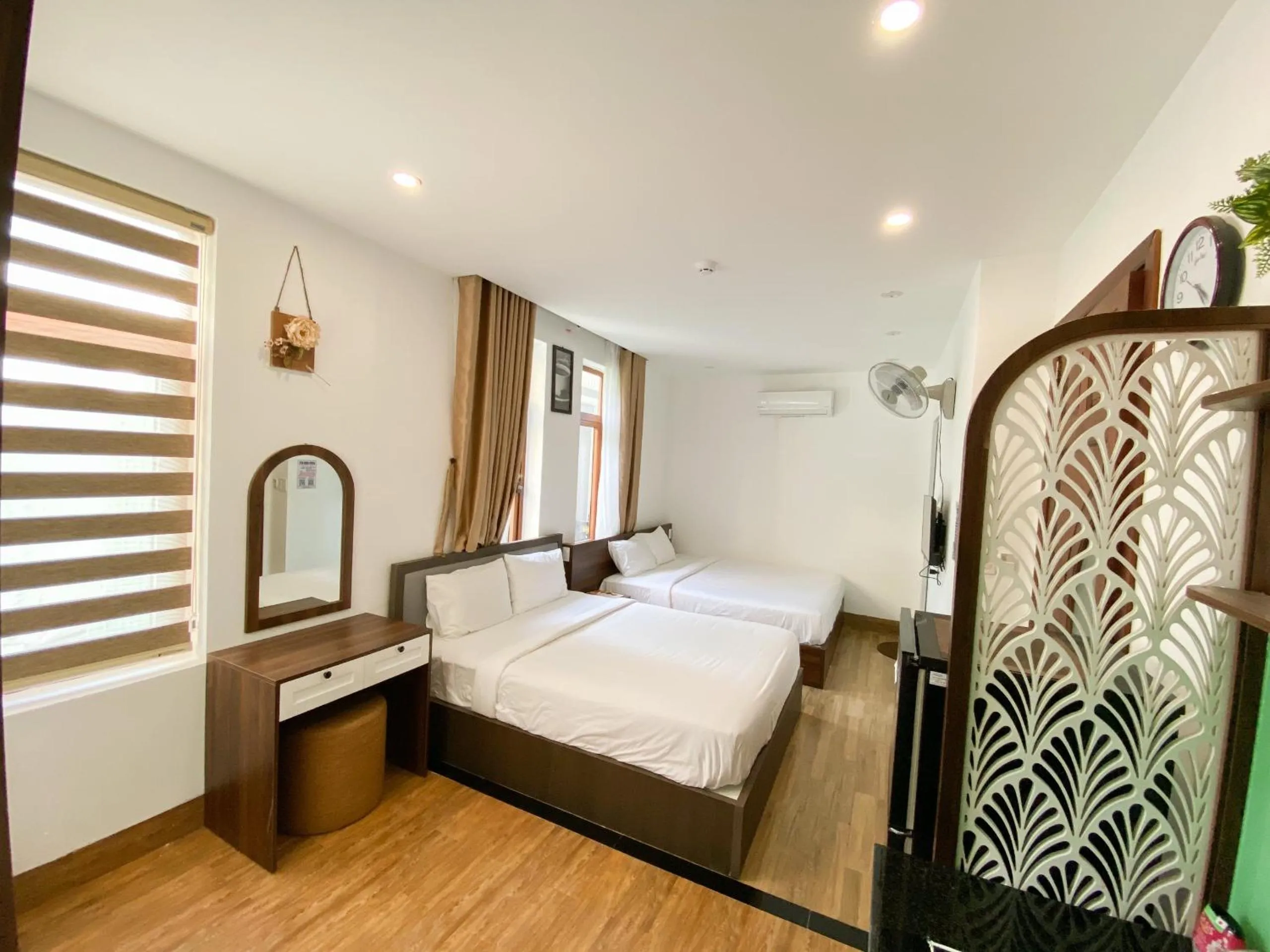 Bed in Nguyên Hương Hotel