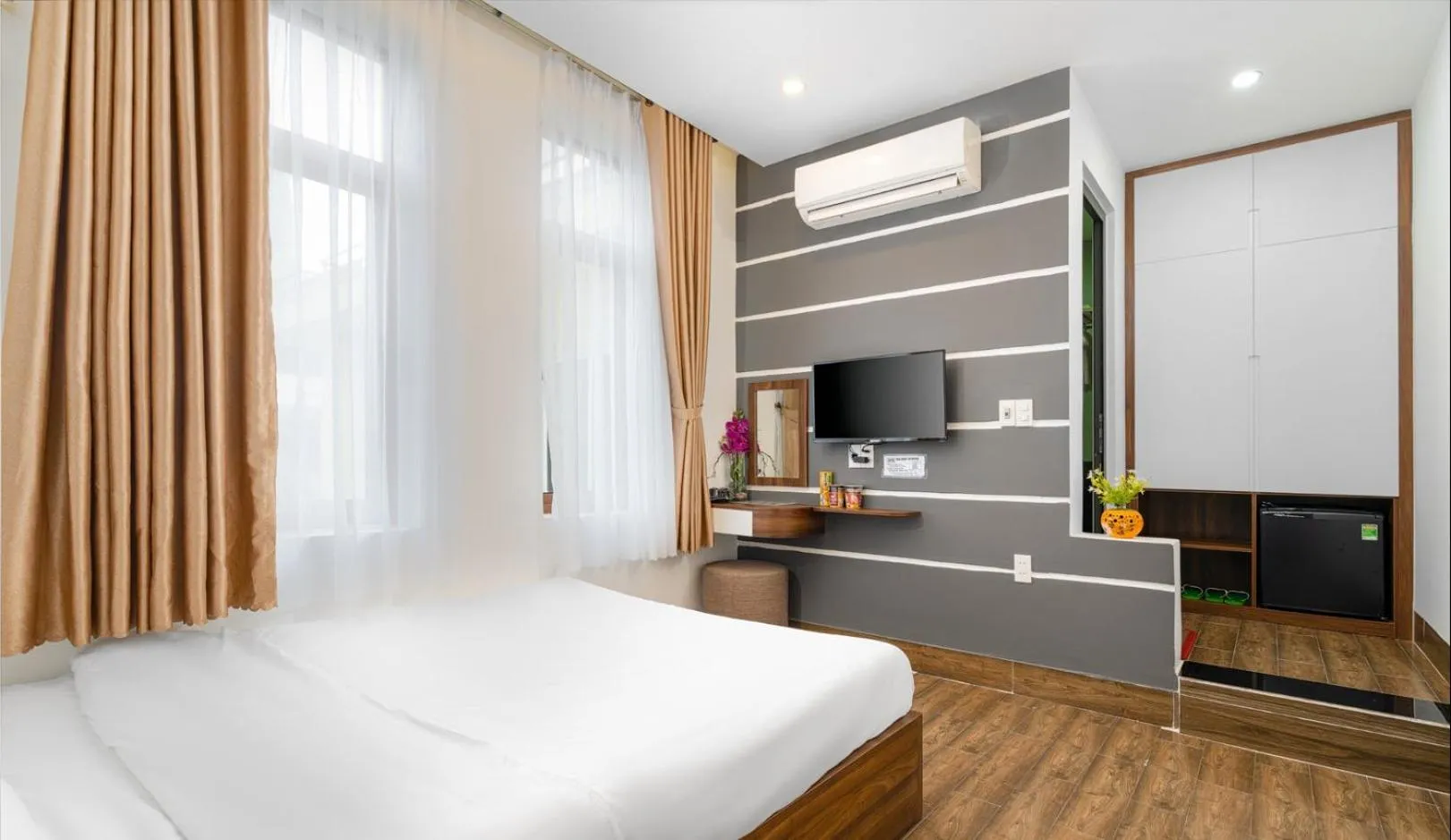 Bed in Nguyên Hương Hotel