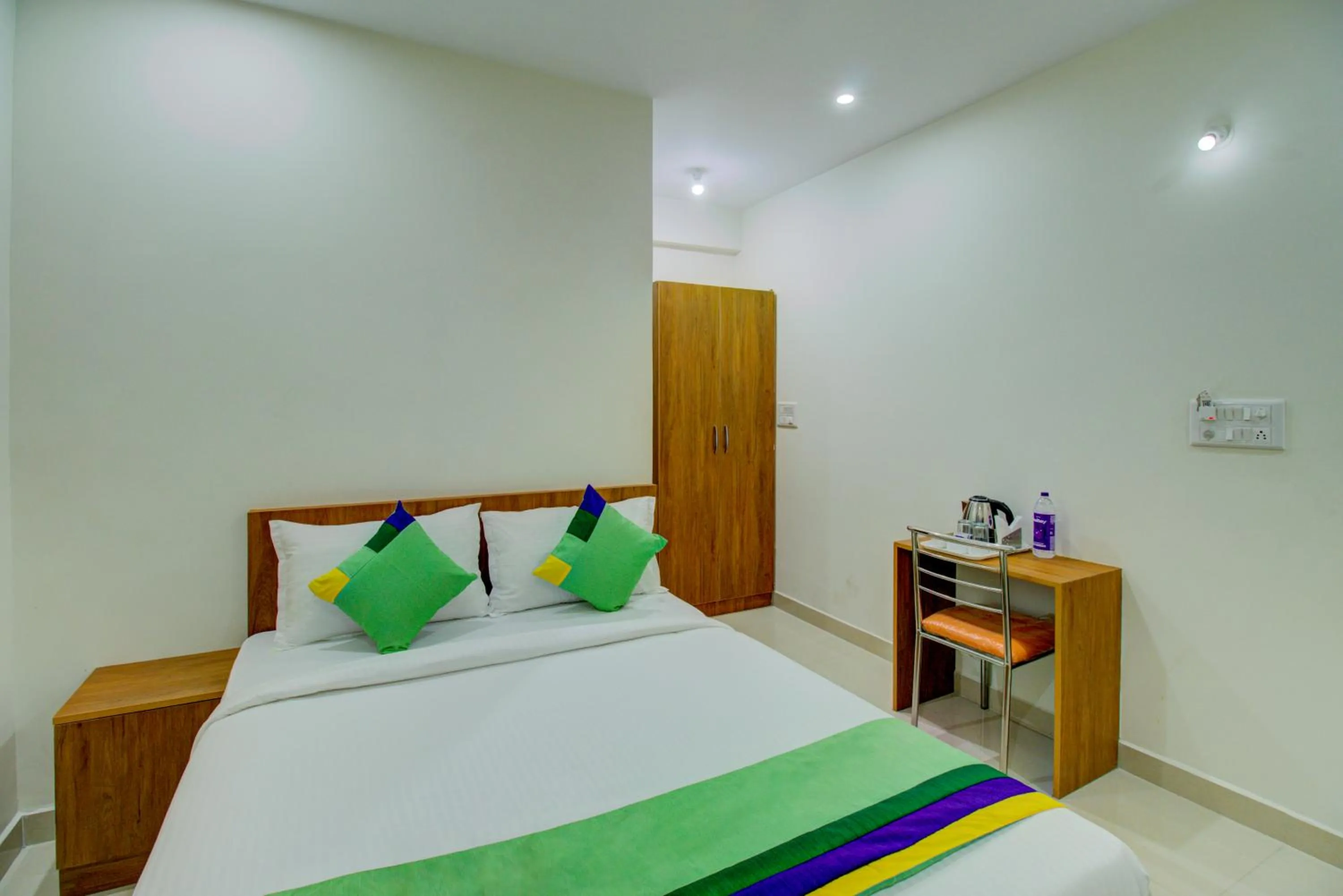 Bedroom, Bed in Treebo Fortune Stay Inn