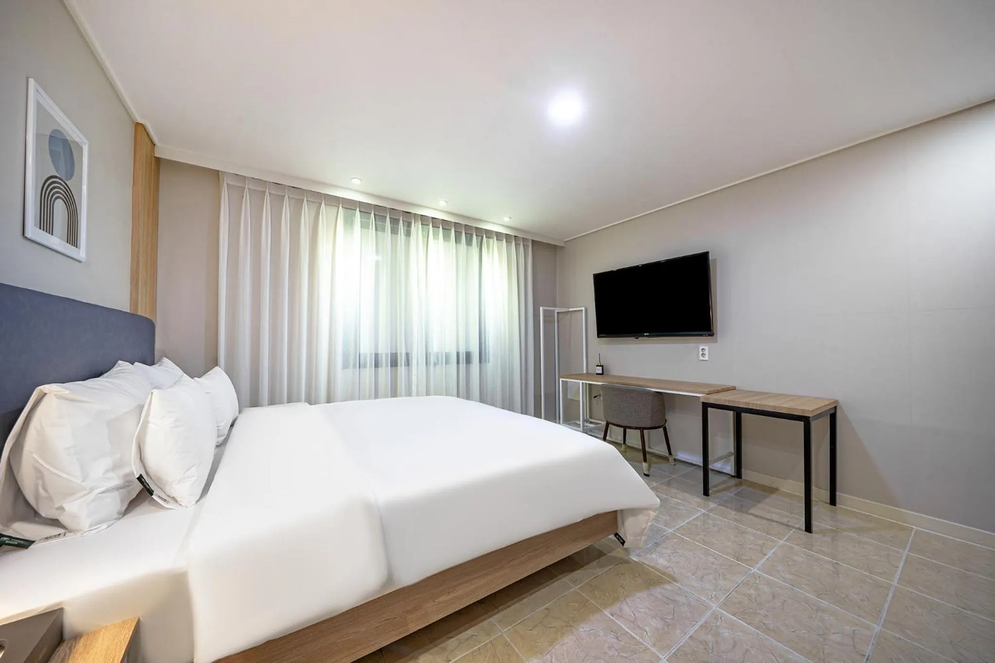 Bed in Brown Dot Hotel Angang