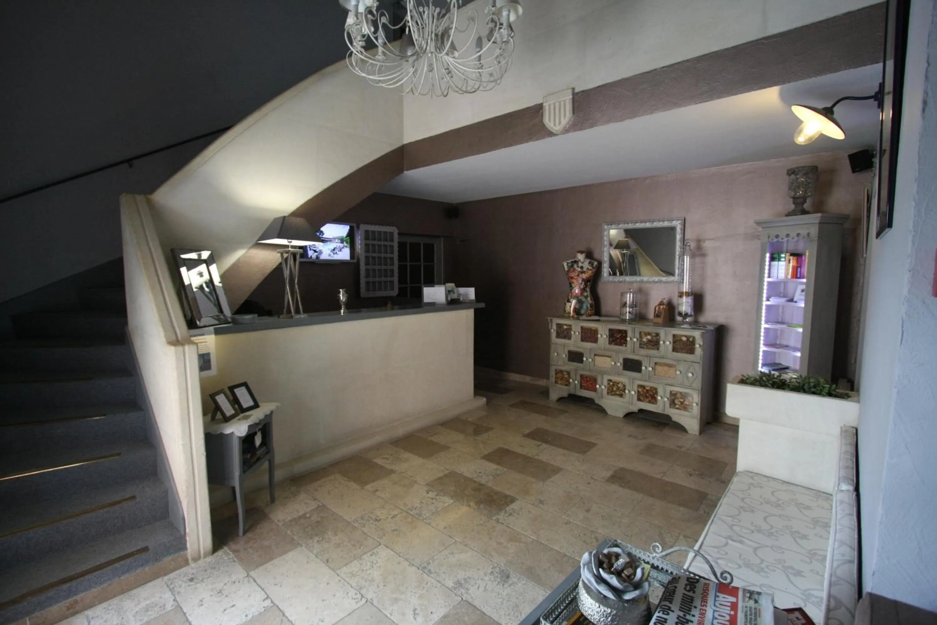 Lobby or reception in Hotel Van Gogh