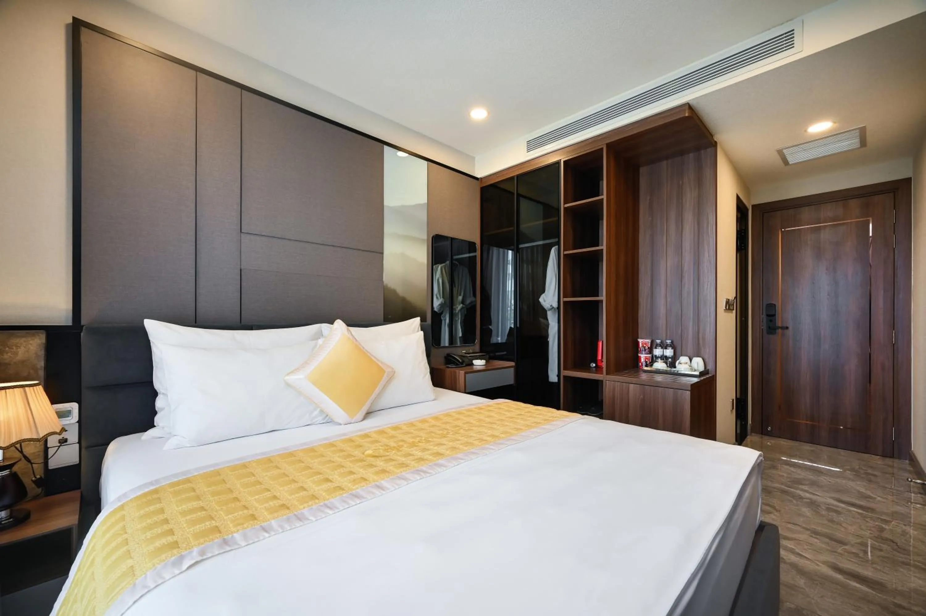 TV and multimedia, Bed in The Moon 2 Hotel