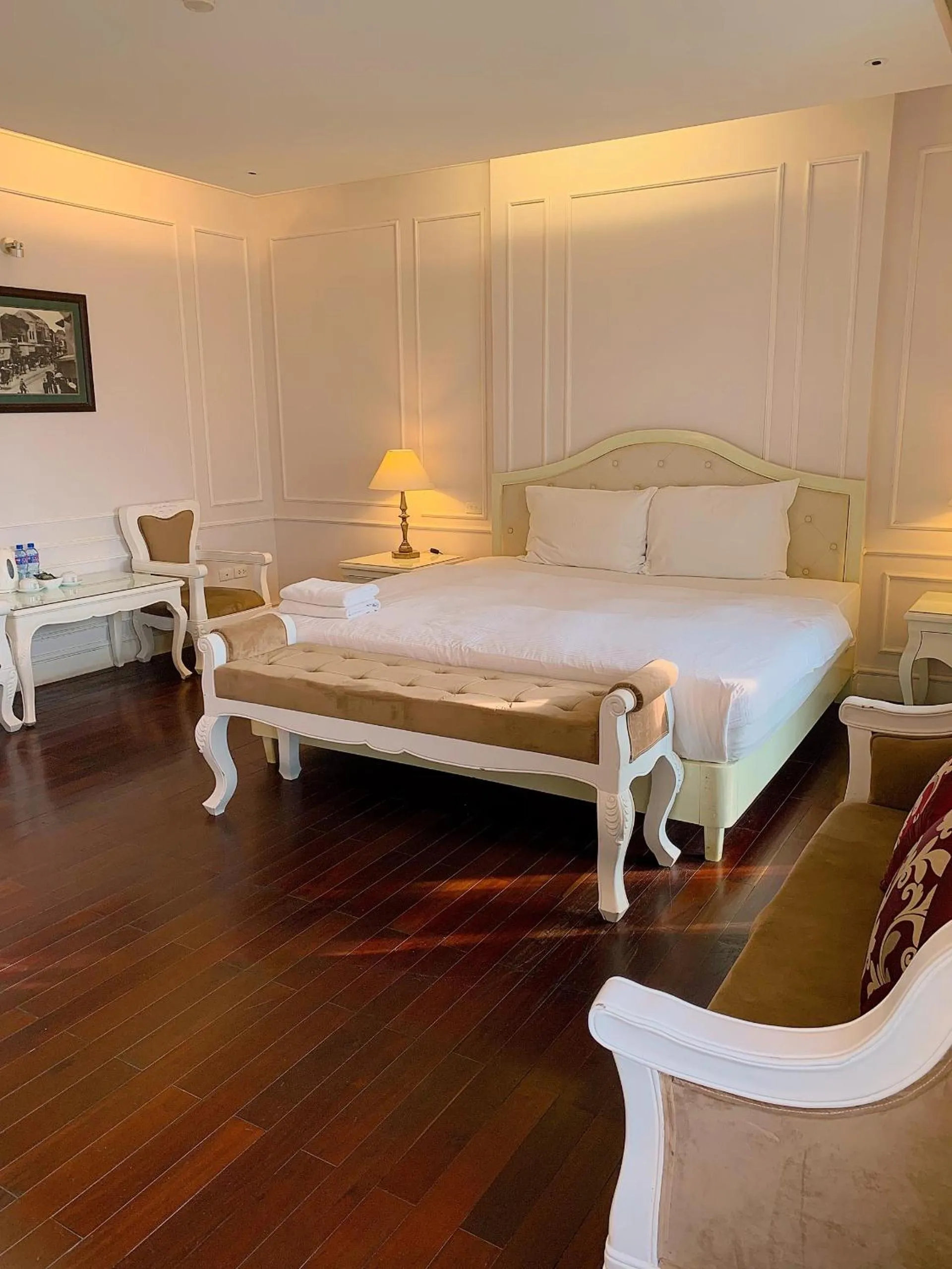 Bed in Ha Noi Memory Central Hotel And Spa