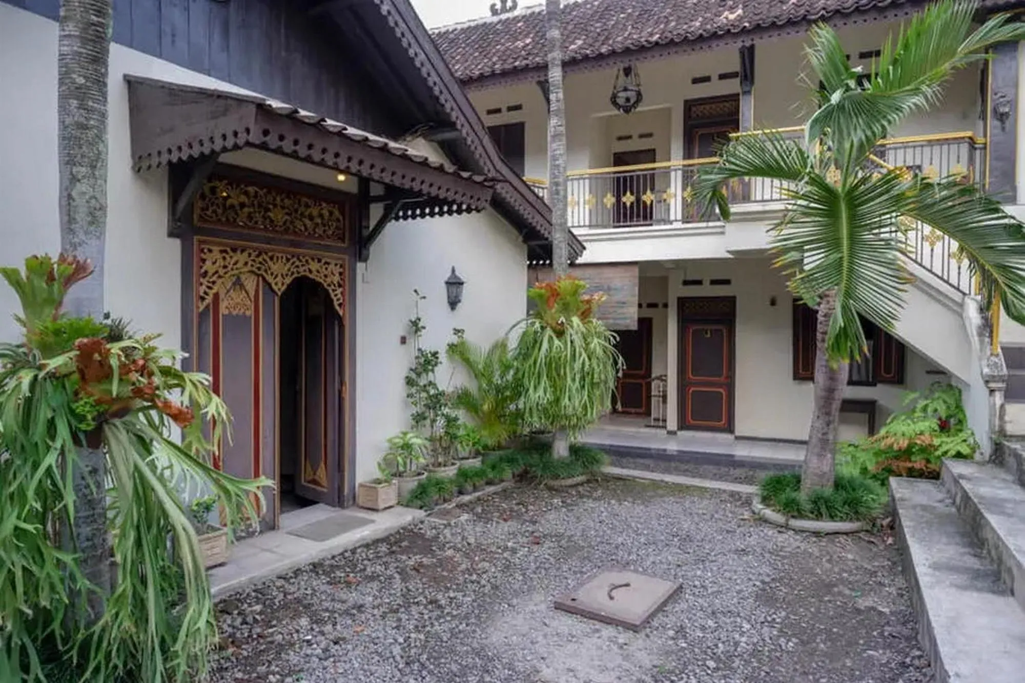 Property building in Cakra Homestay Solo Mitra RedDoorz