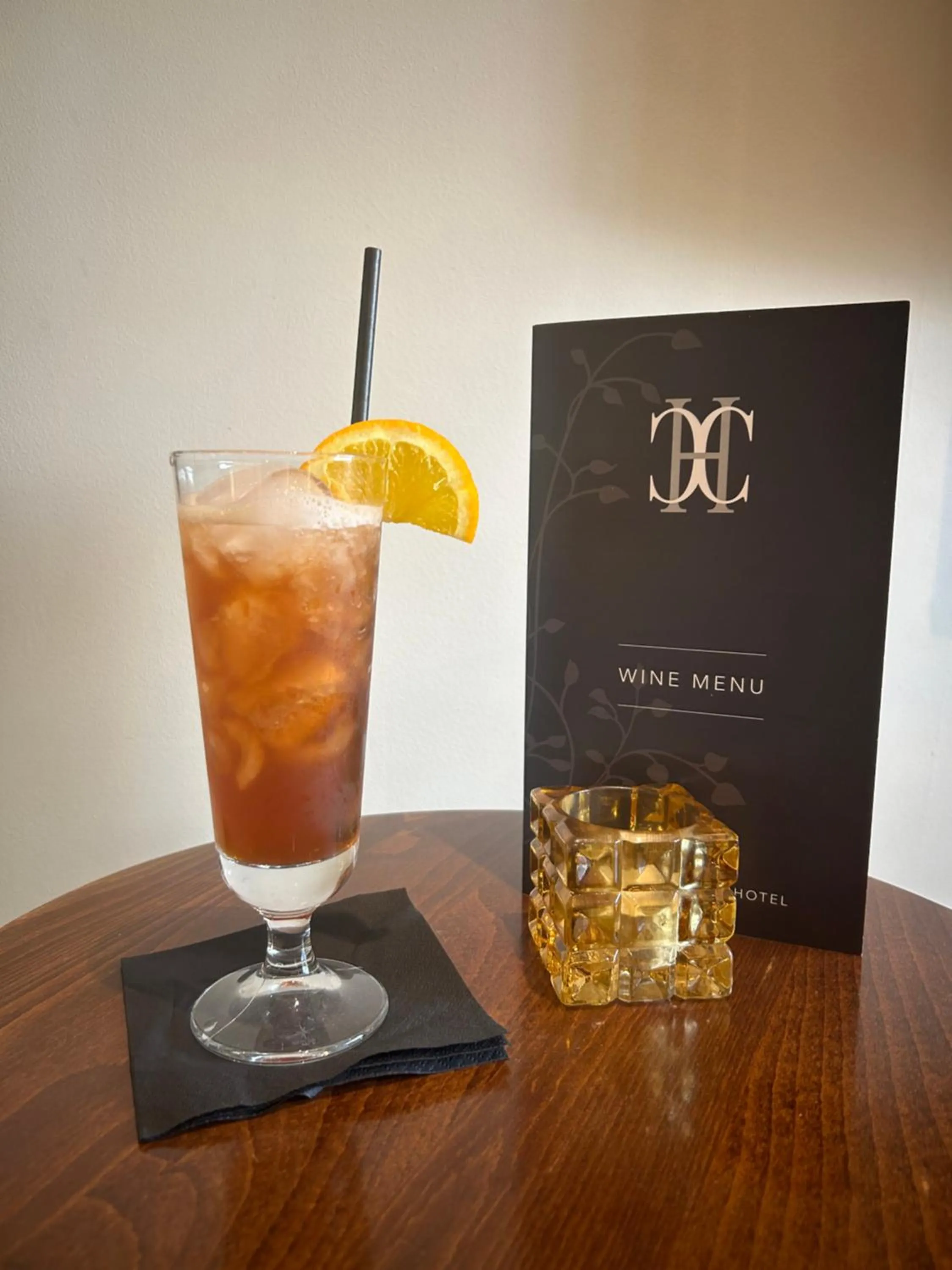 Food and drinks in Clarence Court Hotel