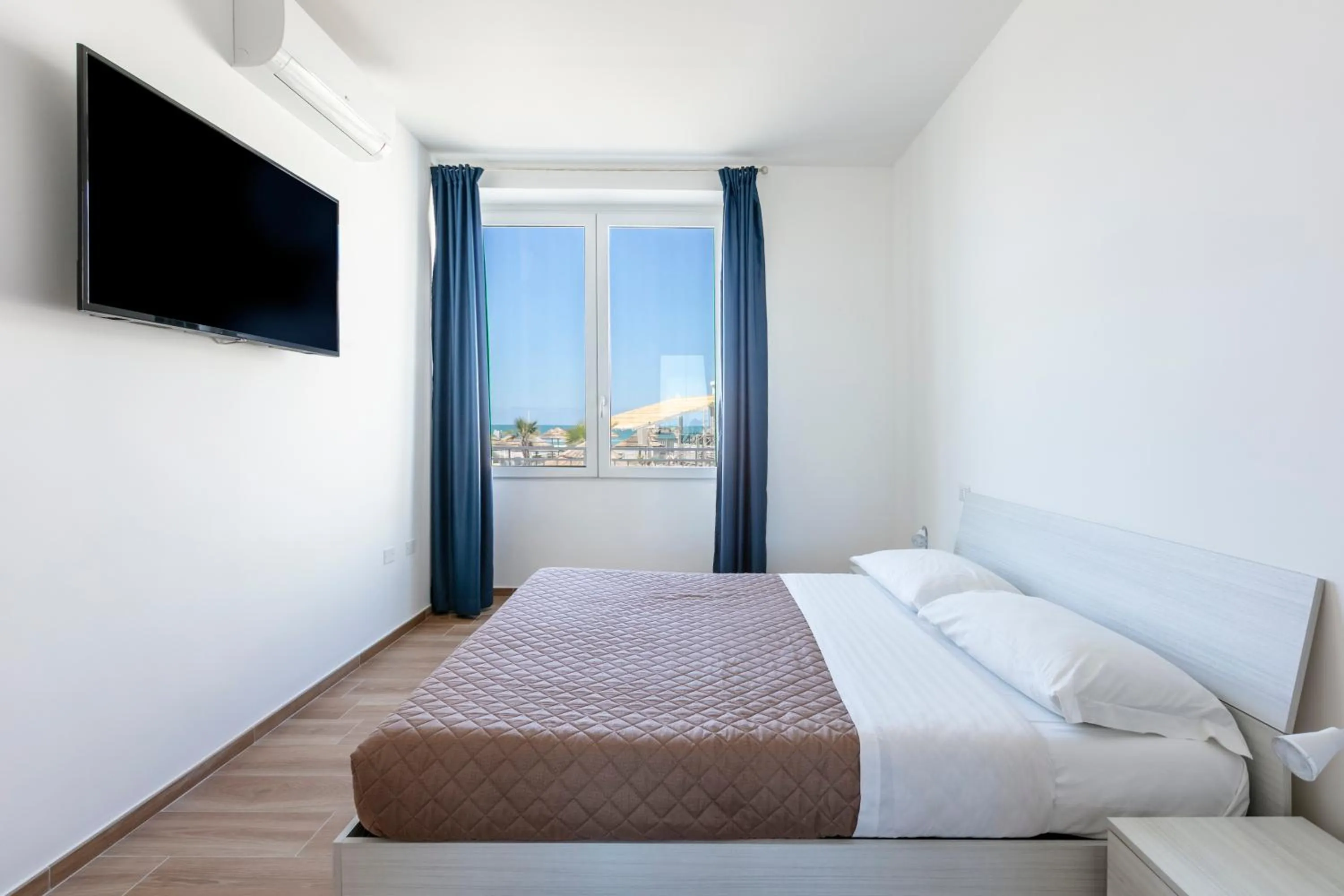 TV and multimedia, Bed in Residence Torvaianica