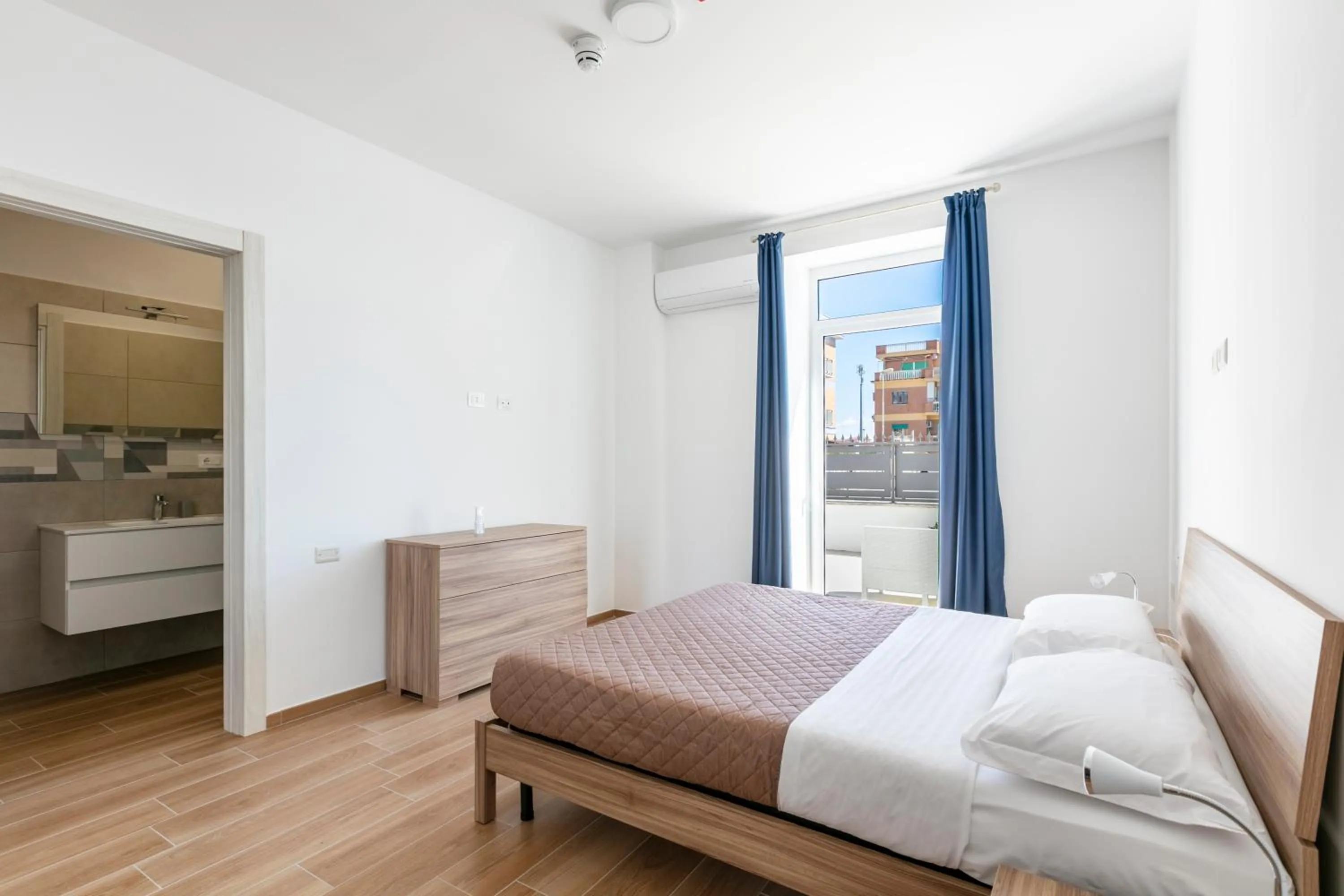 Bed in Residence Torvaianica