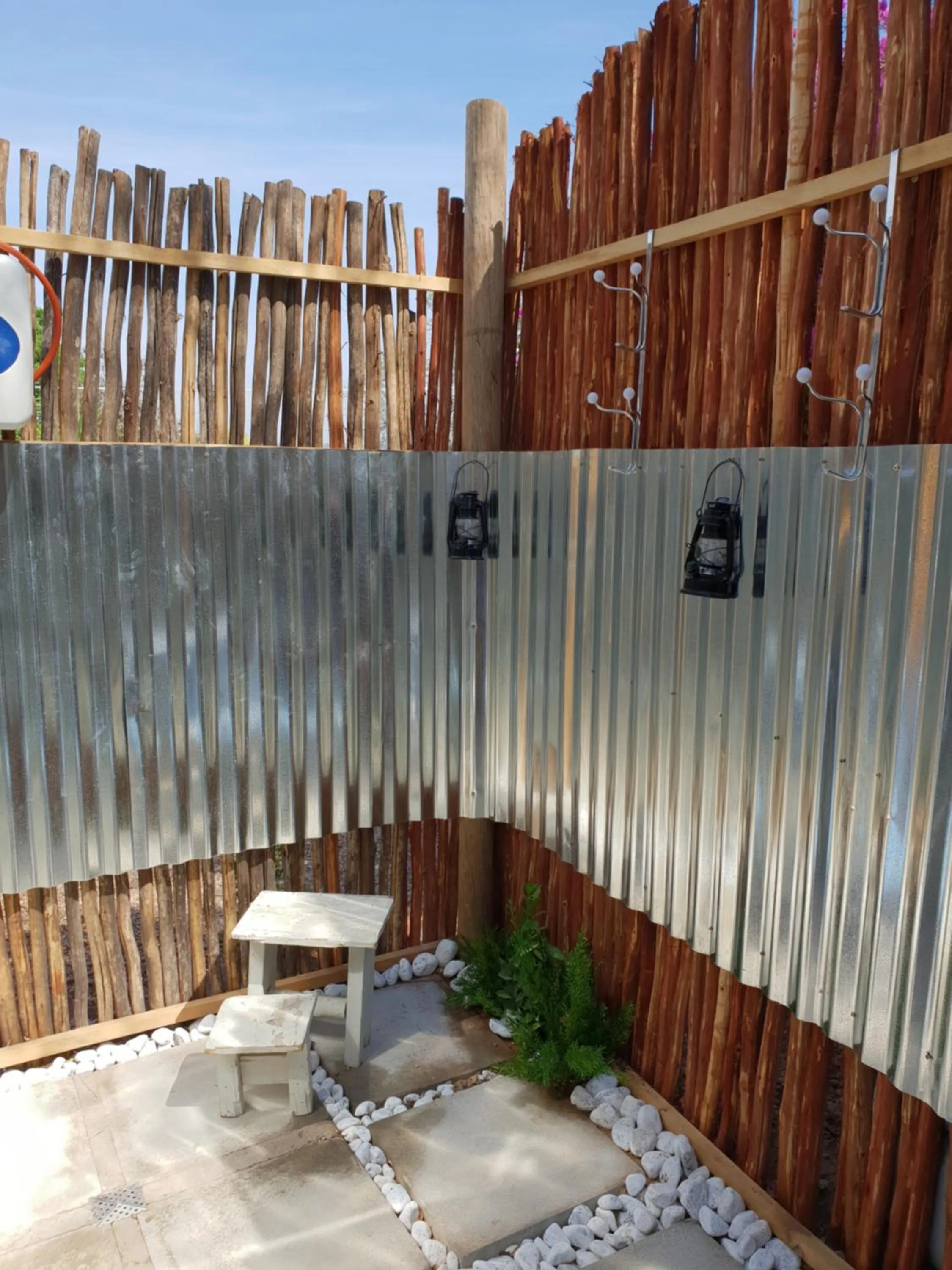 Bathroom in Oasis Shanti Backpackers