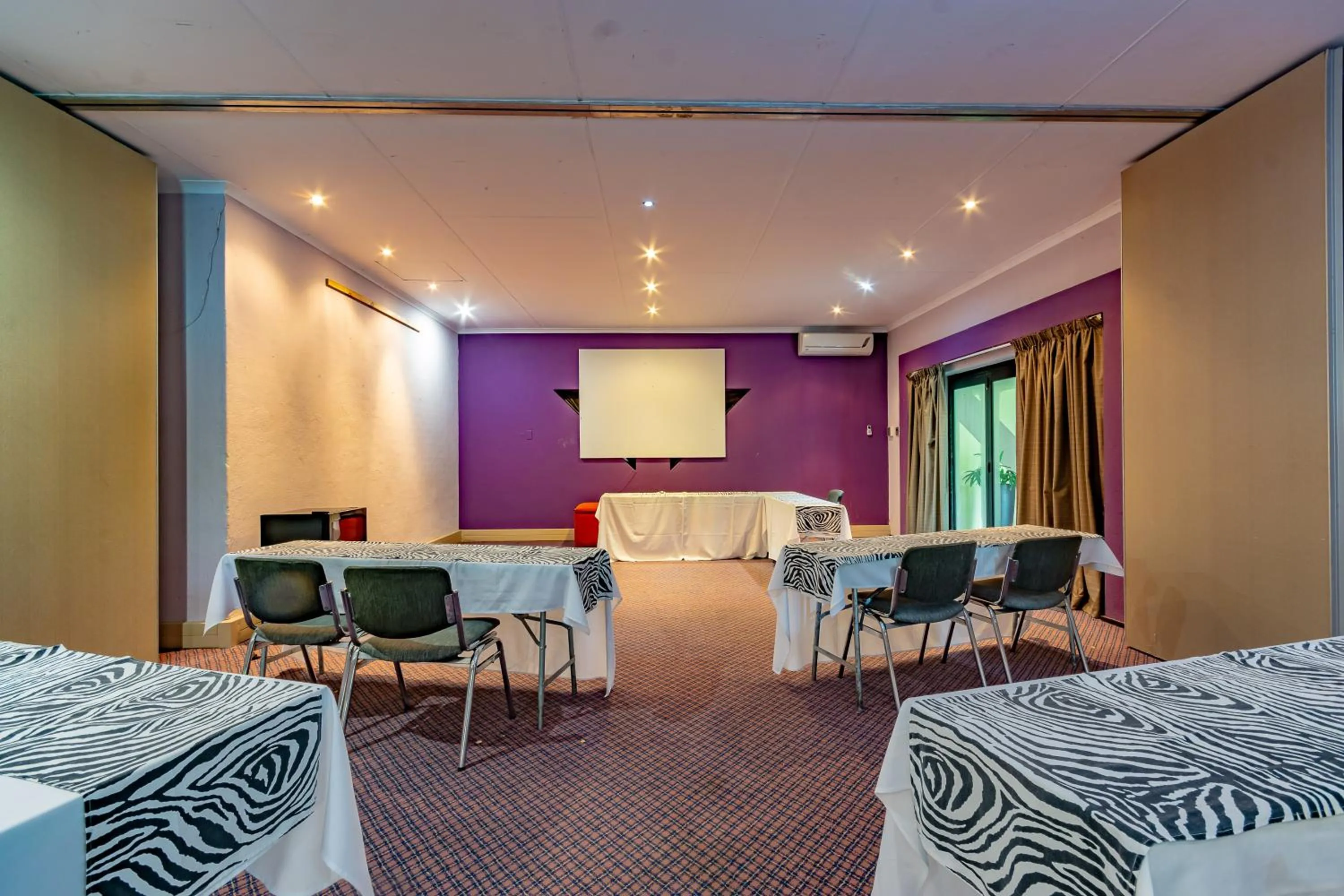 Meeting/conference room in Sanbonani Hotel