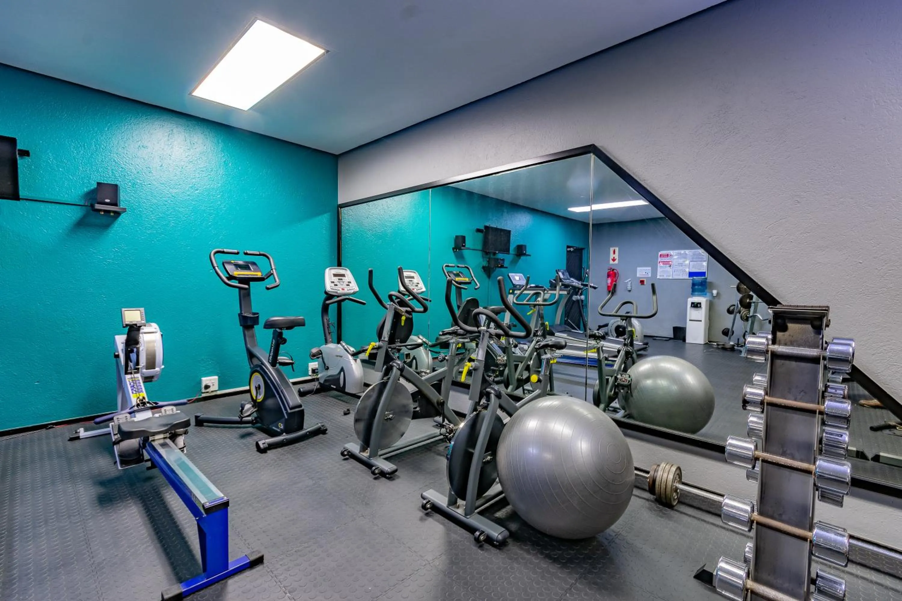 Fitness centre/facilities in Sanbonani Hotel