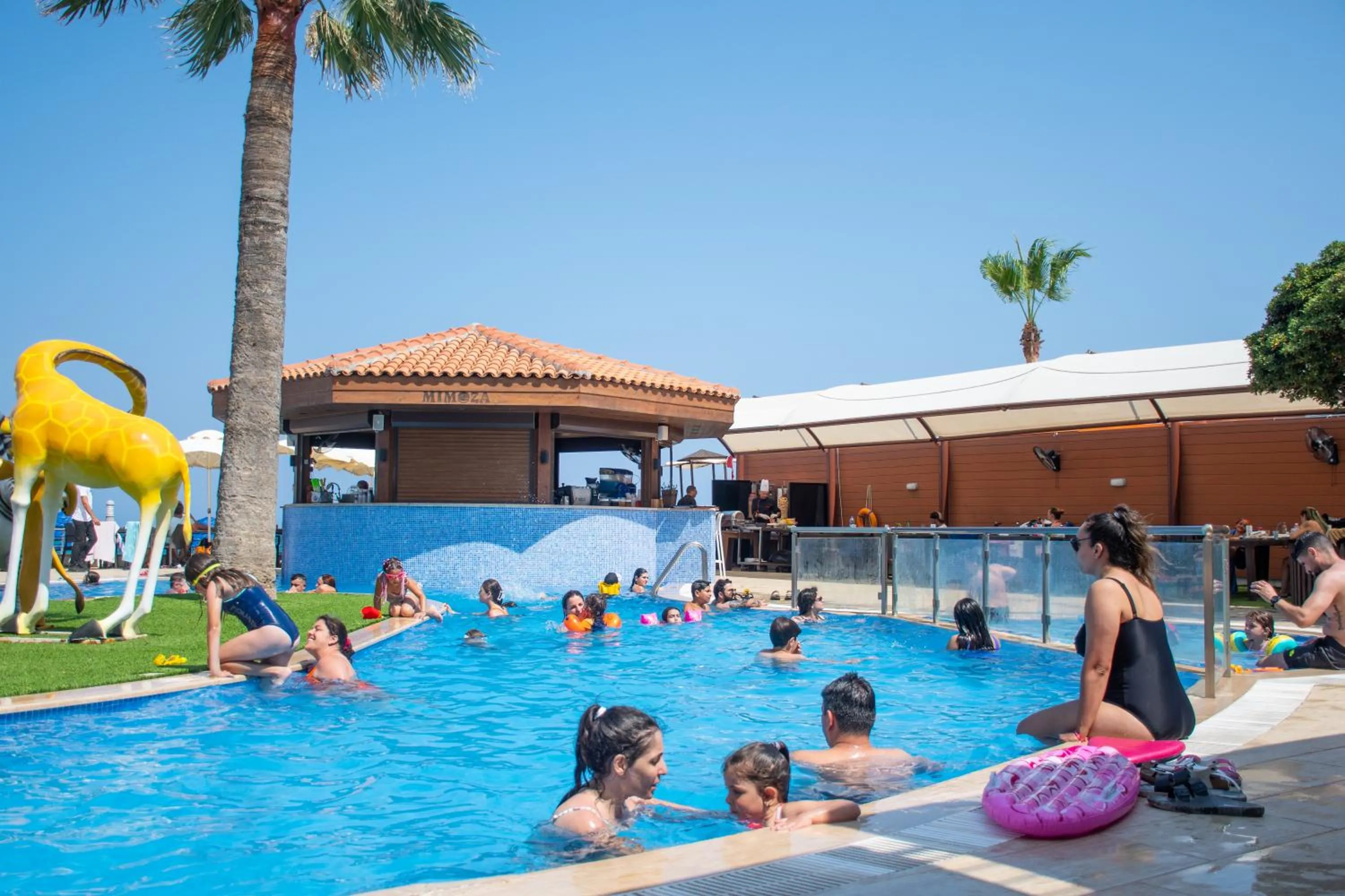 Mimoza Beach Hotel