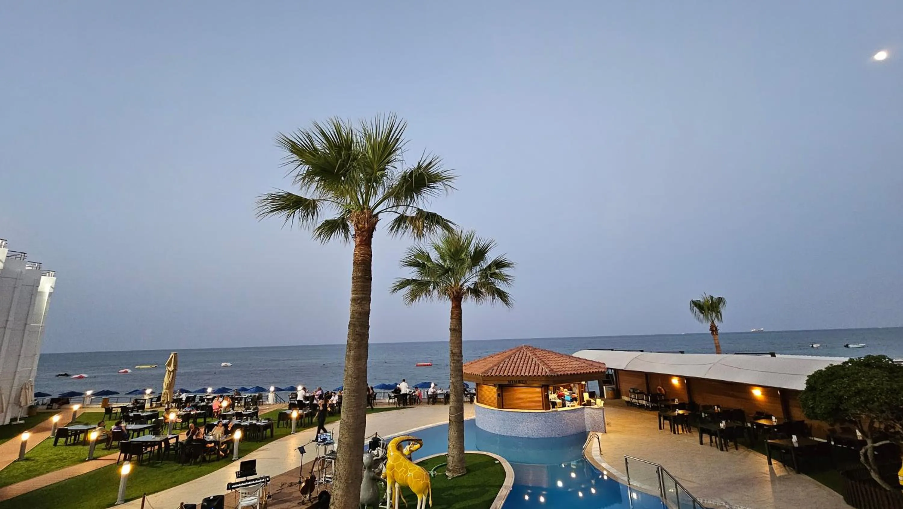 Mimoza Beach Hotel